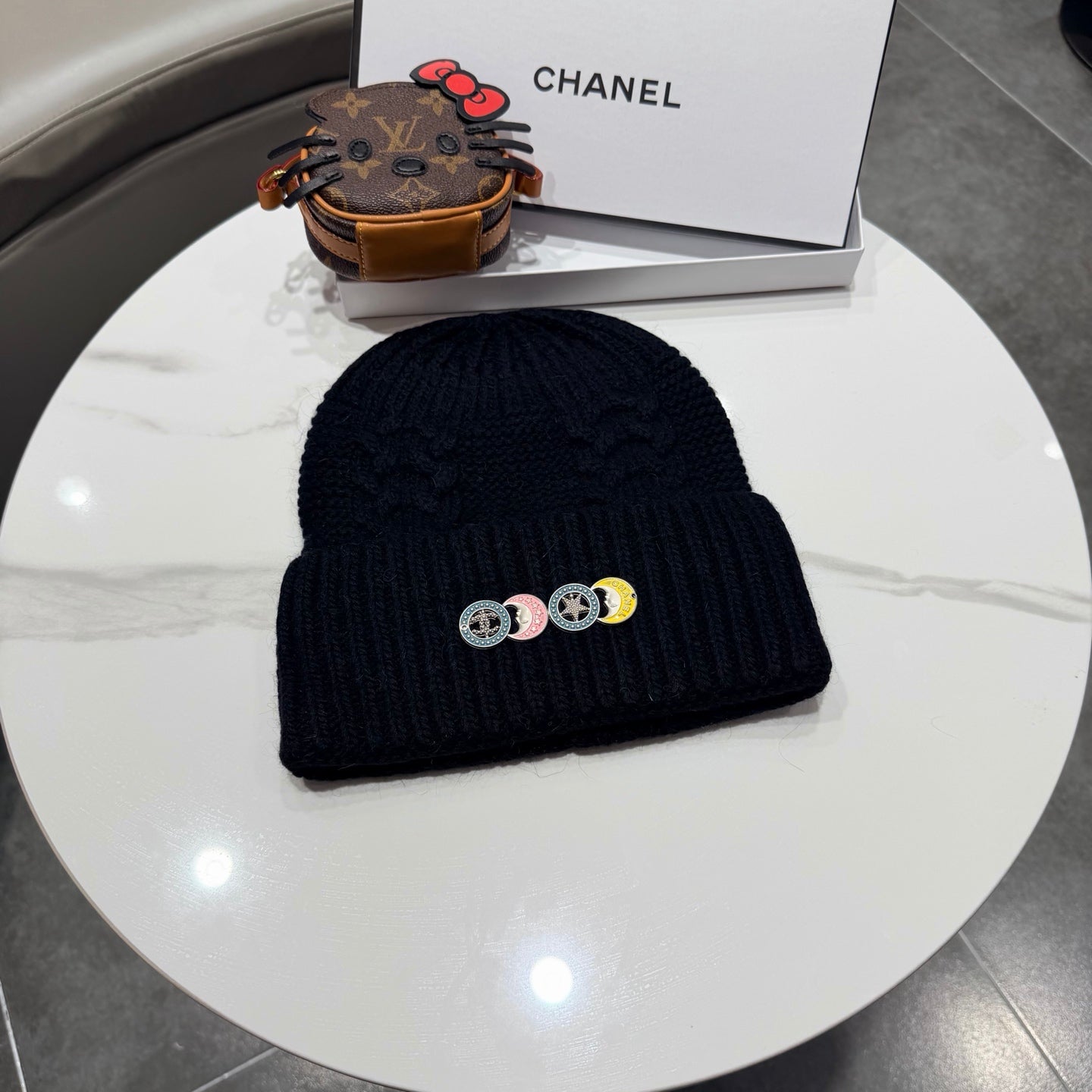 Chanel Wool Hat With "COCO" Word 435054