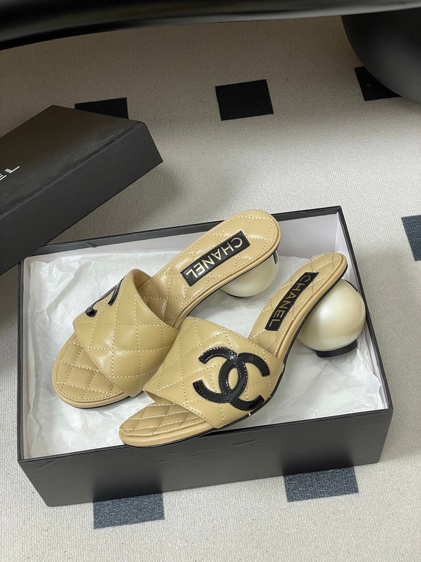 CC 2026 Pearl Heel Sandals 70 Lambskin Double C Logo