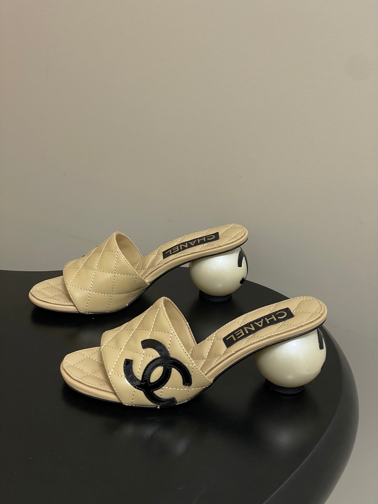 CC 2026 Pearl Heel Sandals 70 Lambskin Double C Logo