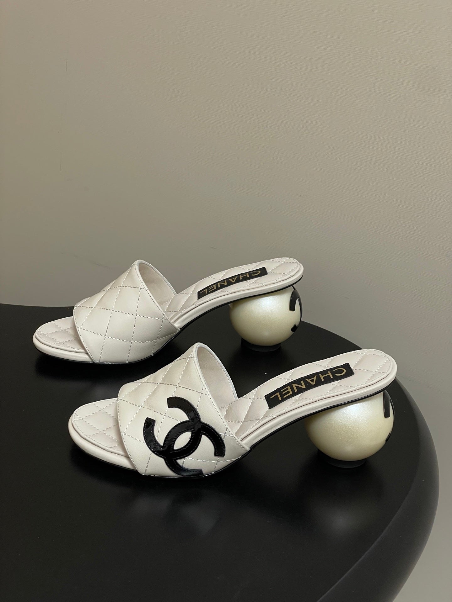 CC 2026 Pearl Heel Sandals 70 Lambskin Double C Logo