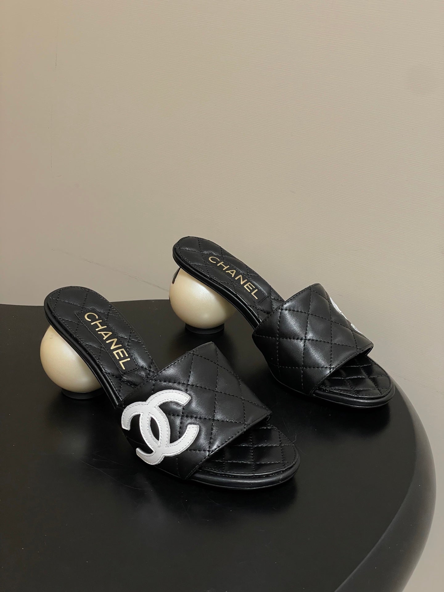 CC 2026 Pearl Heel Sandals 70 Lambskin Double C Logo