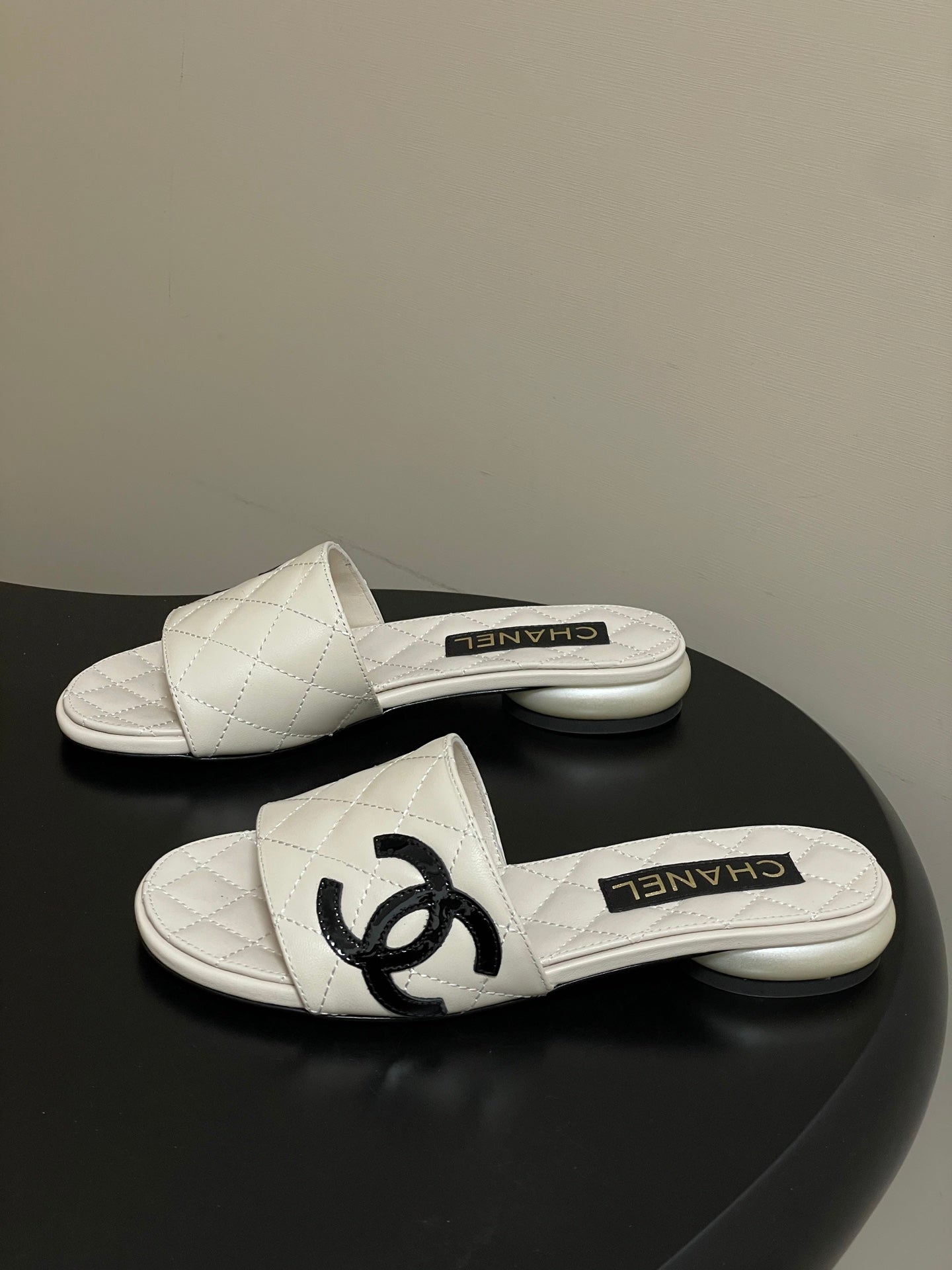 CC 2026 Pearl Flat Sandals Lambskin  Double C Logo