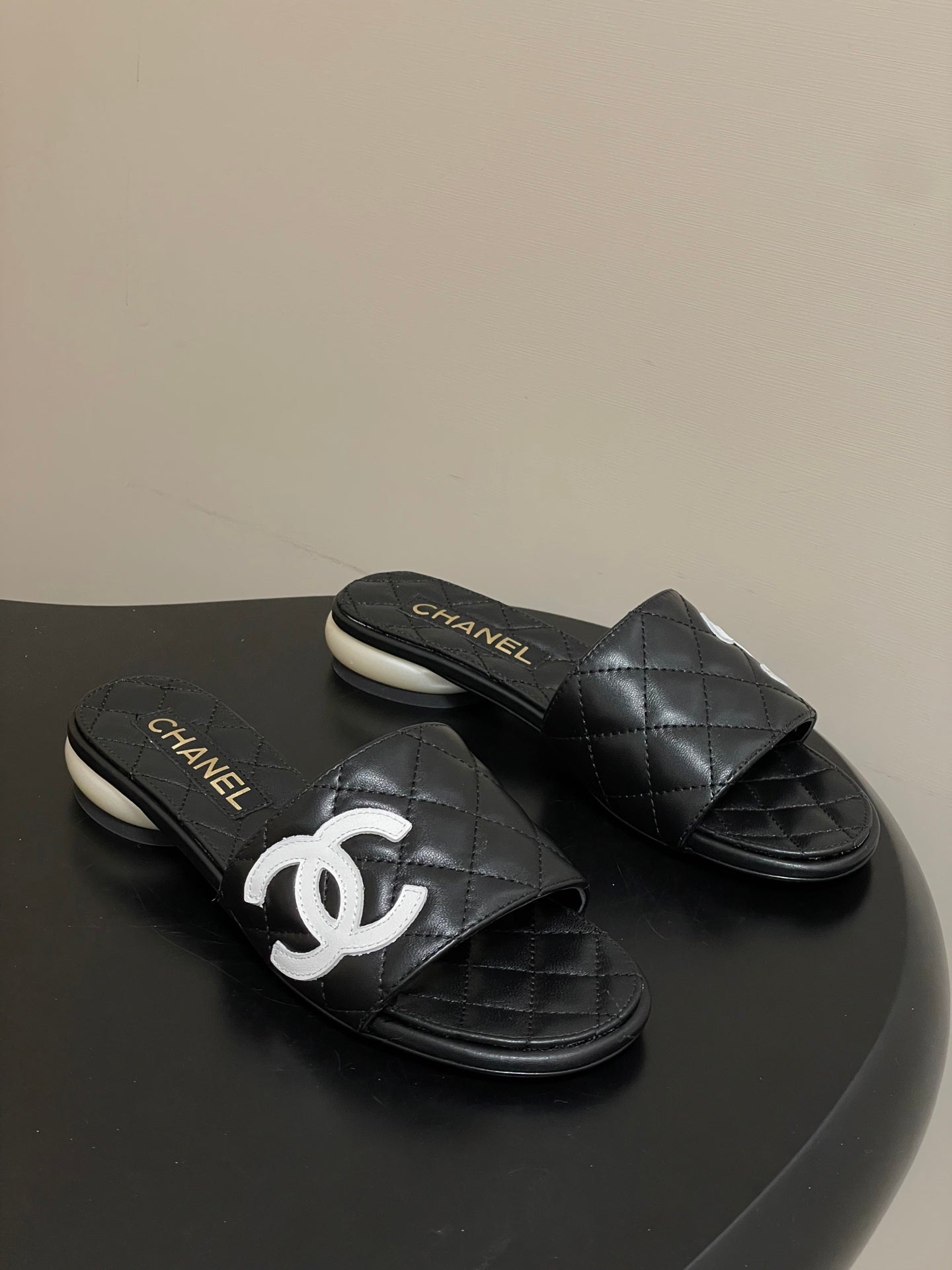 CC 2026 Pearl Flat Sandals Lambskin  Double C Logo