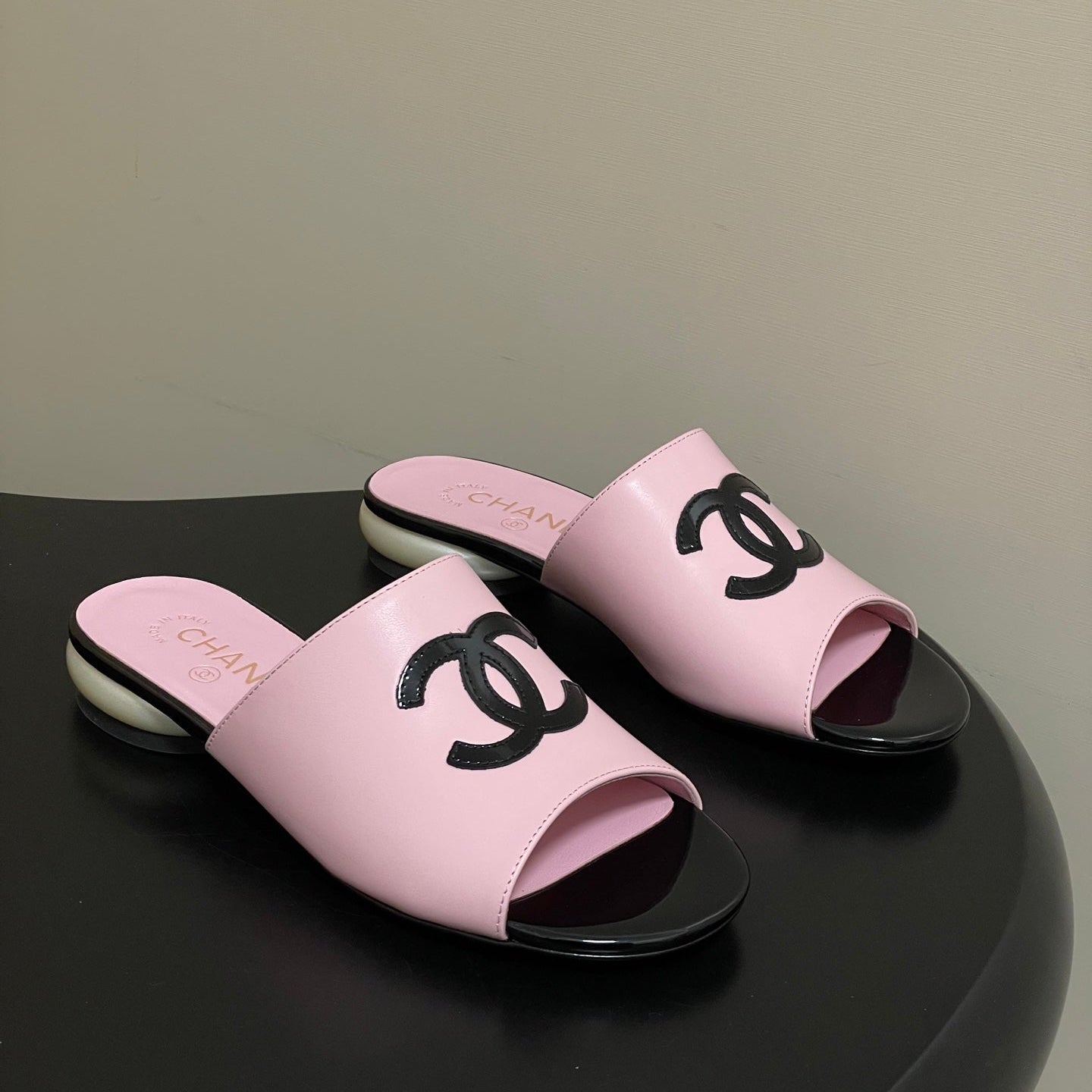 CC 2026 Pearl Flat Sandals Sheepskin Double C Logo