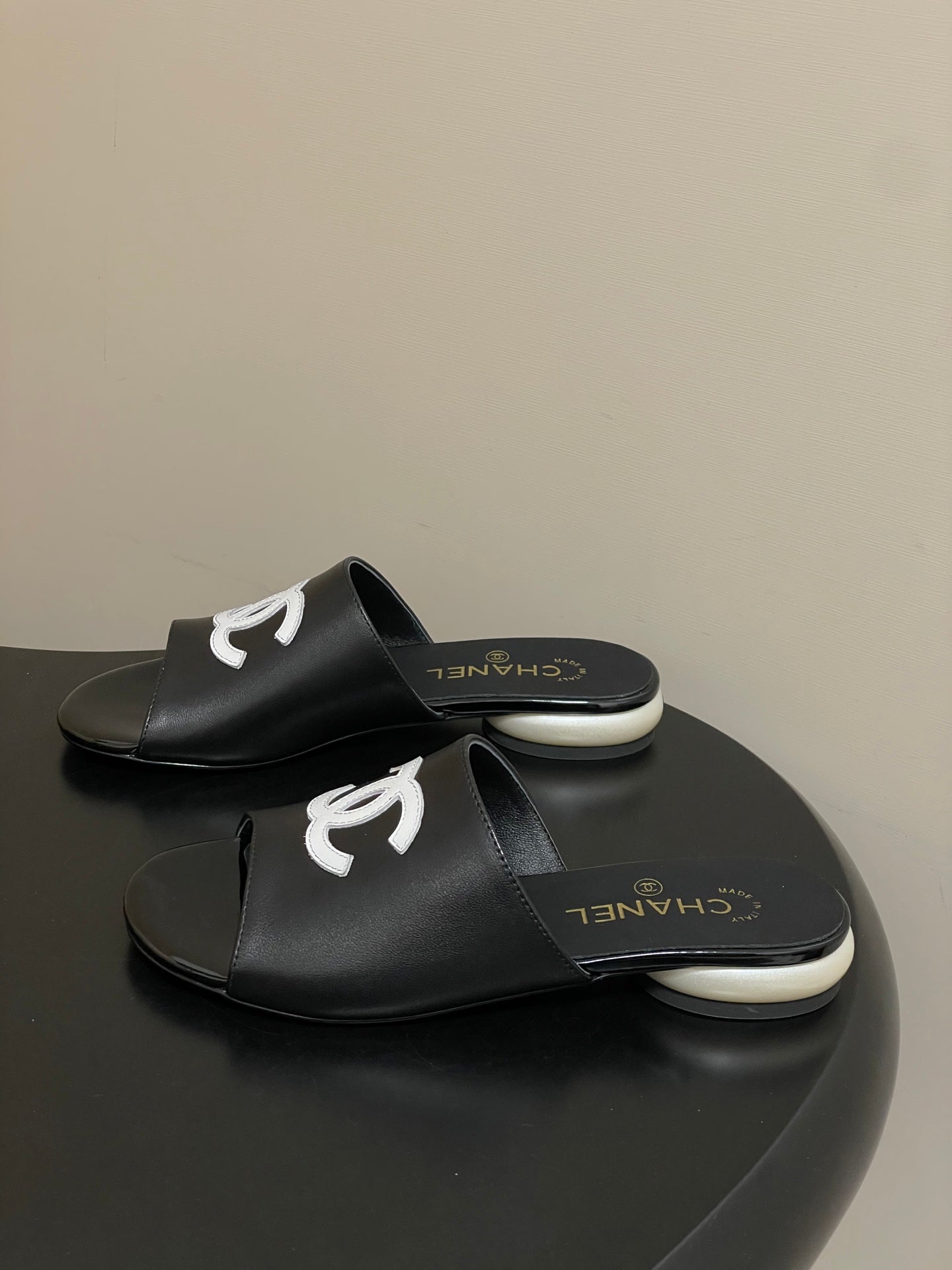 CC 2026 Pearl Flat Sandals Sheepskin Double C Logo