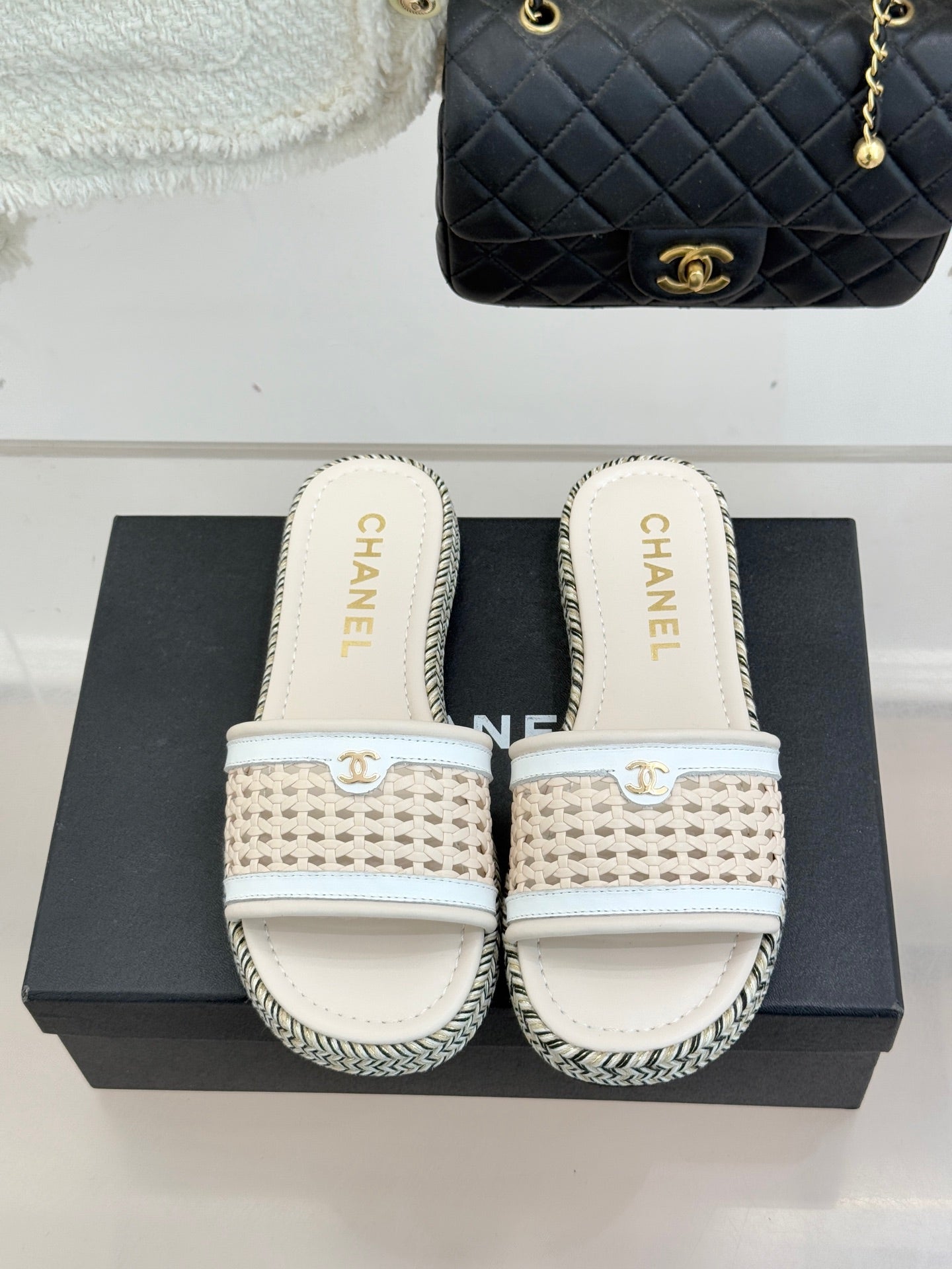 CC 2026 Slippers Double C Woven Lambskin