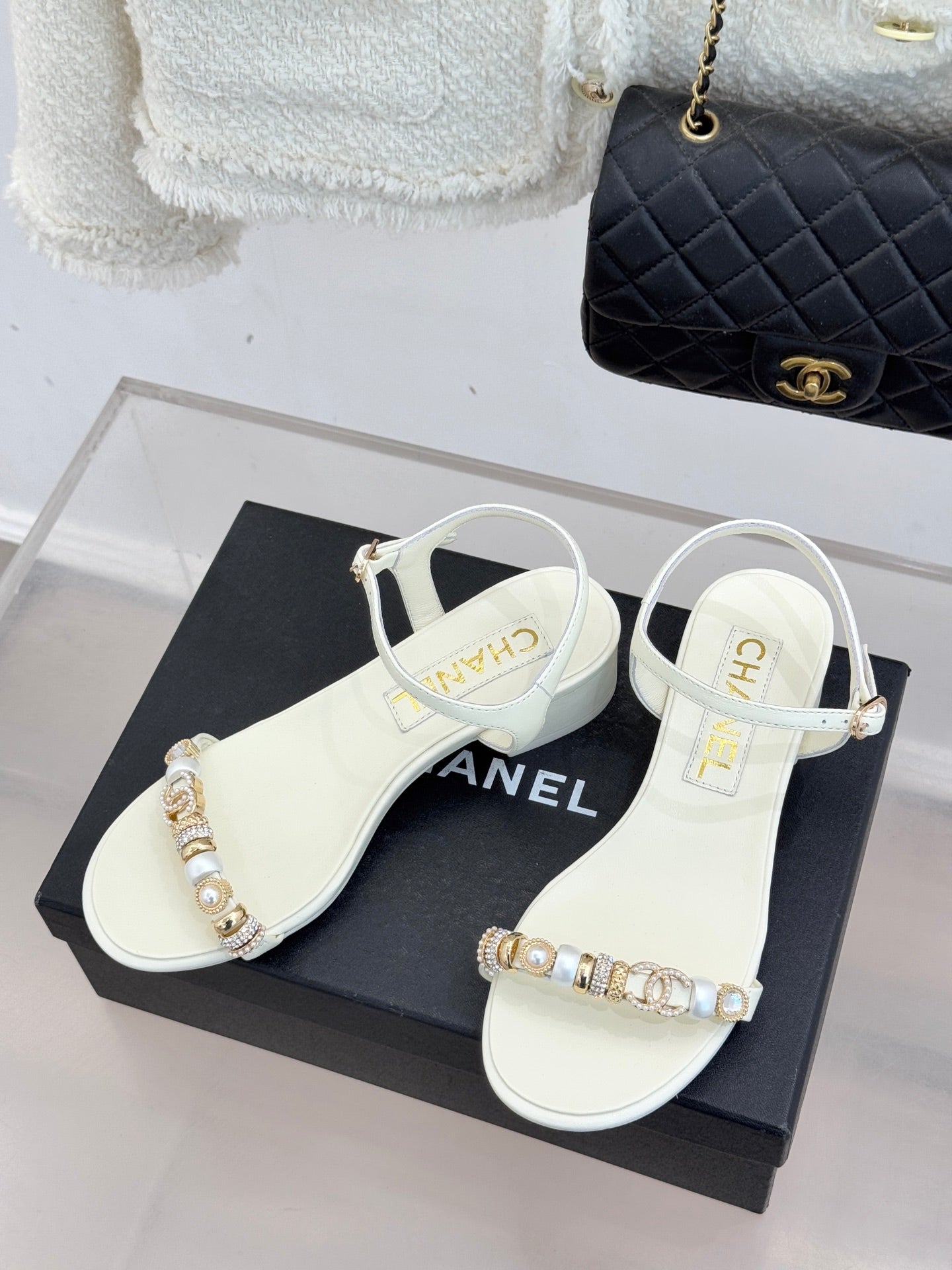 CC 2026 Chunky Heel Sandals 40 Sheepskin Gold Charm