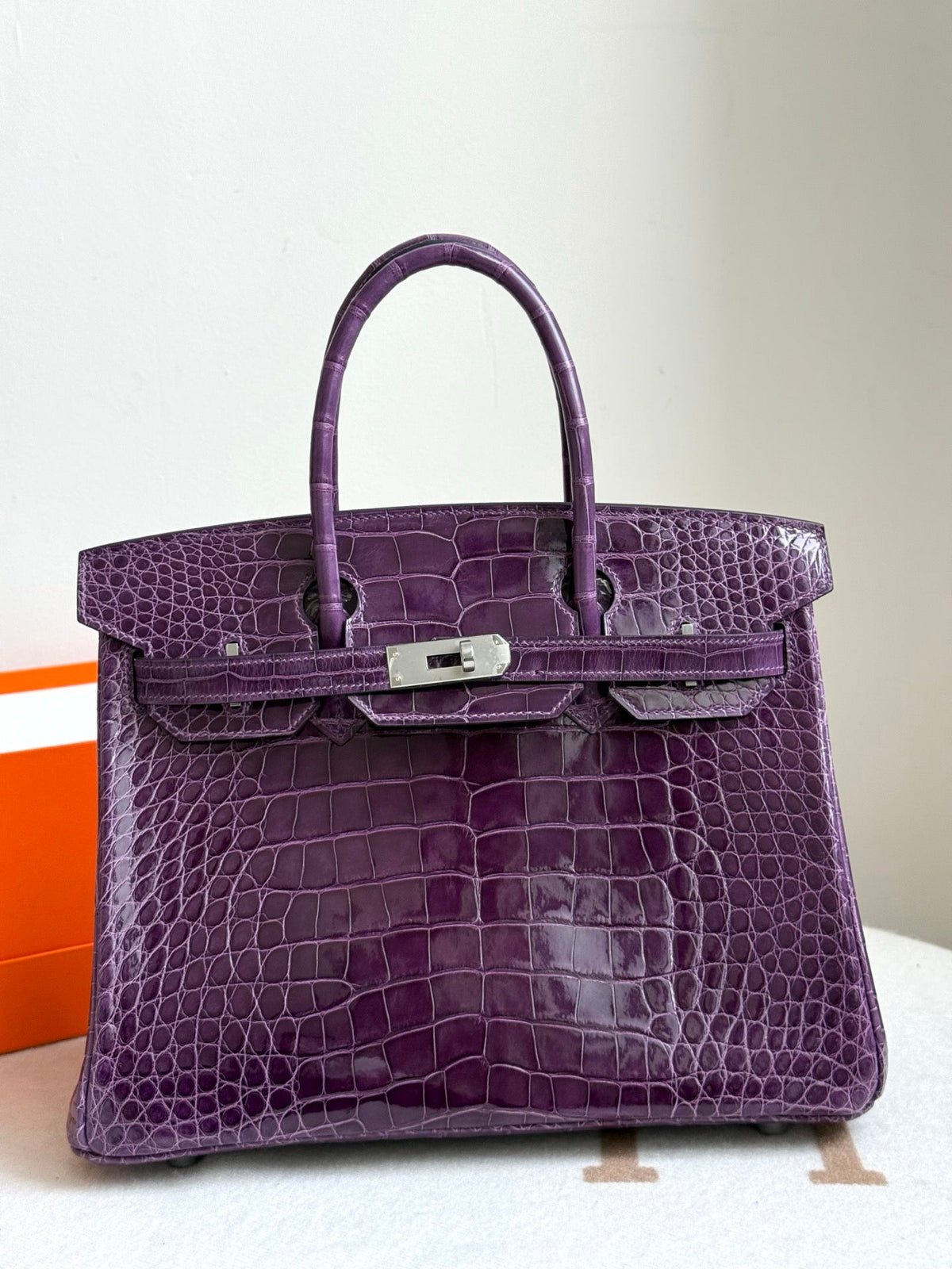 High-end Hermes 2026 Birkin Bag 30cm Glossy Crocodile Leather