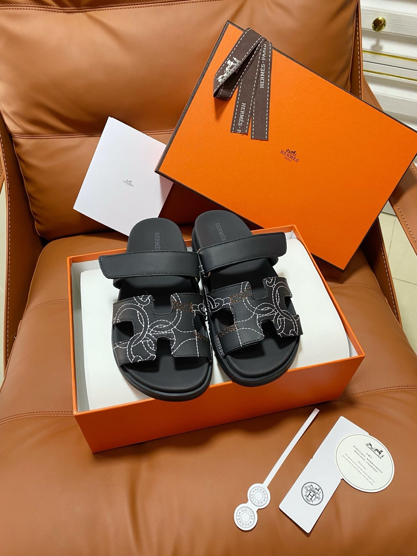 Hermes 2026 Chypre Sandal Cowhide 928494