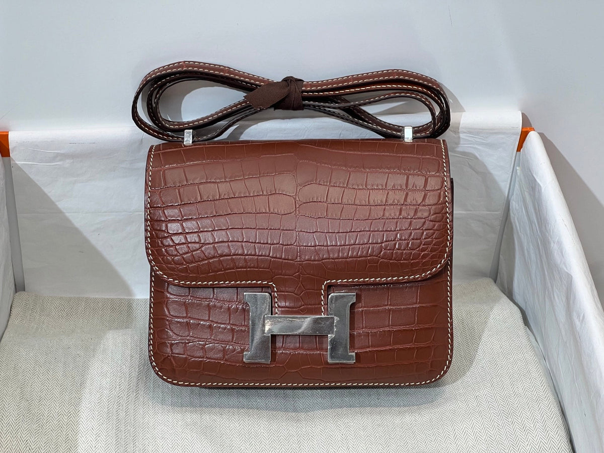 High-end Hermes 2026 Constance Bag 19cm Crocodile Leather