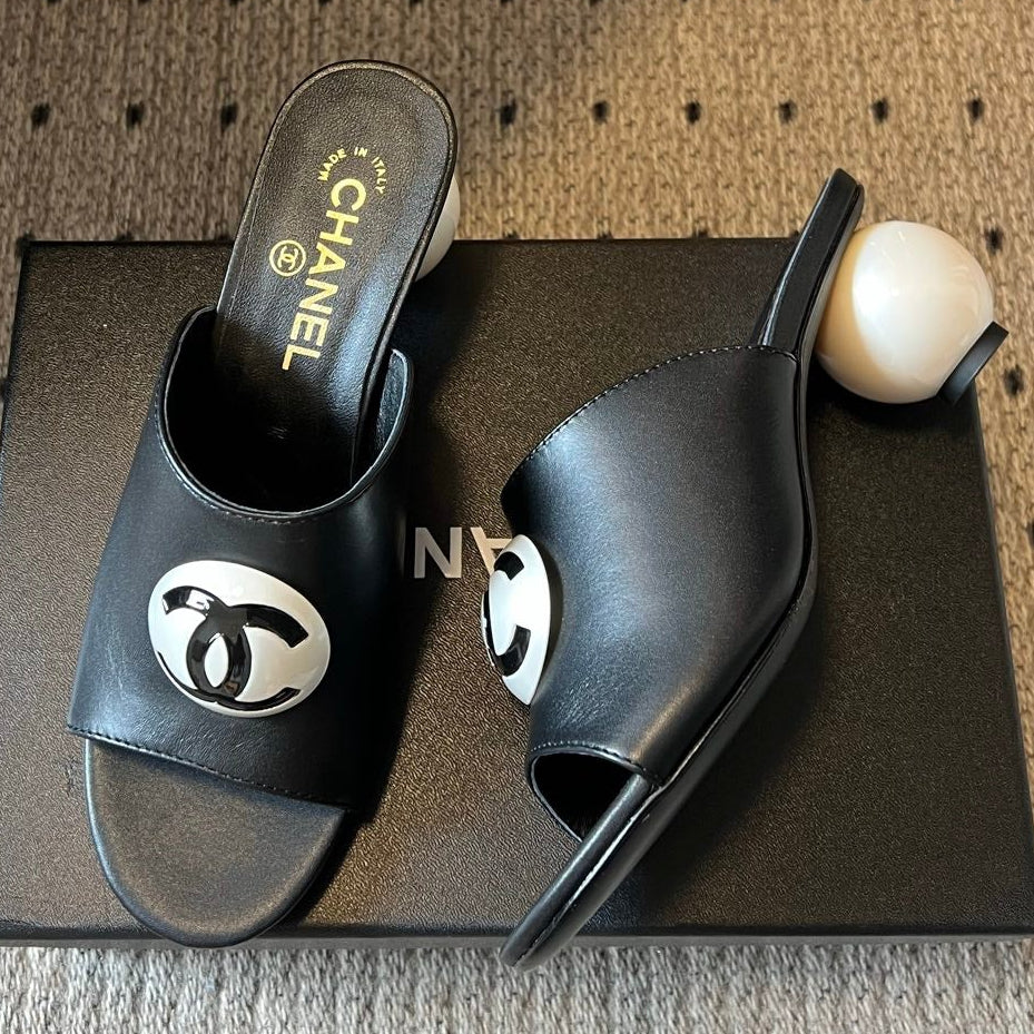 Chanel 2026 Interlocking CC Logo Sandals 60mm Tweed Cowhide 984204