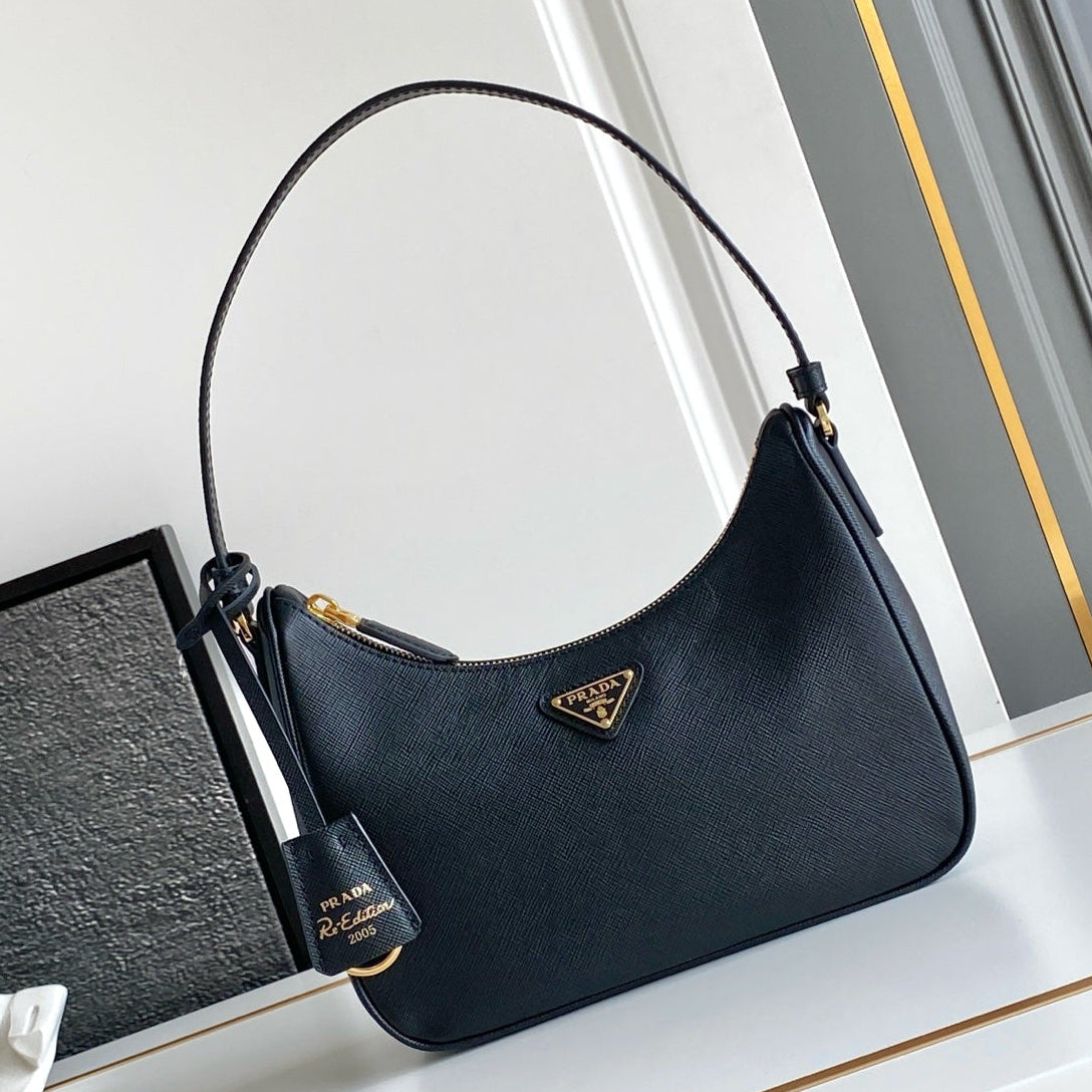 Prada 2026 Re-Edition Saffiano Shoulder Bag 22cm Leather