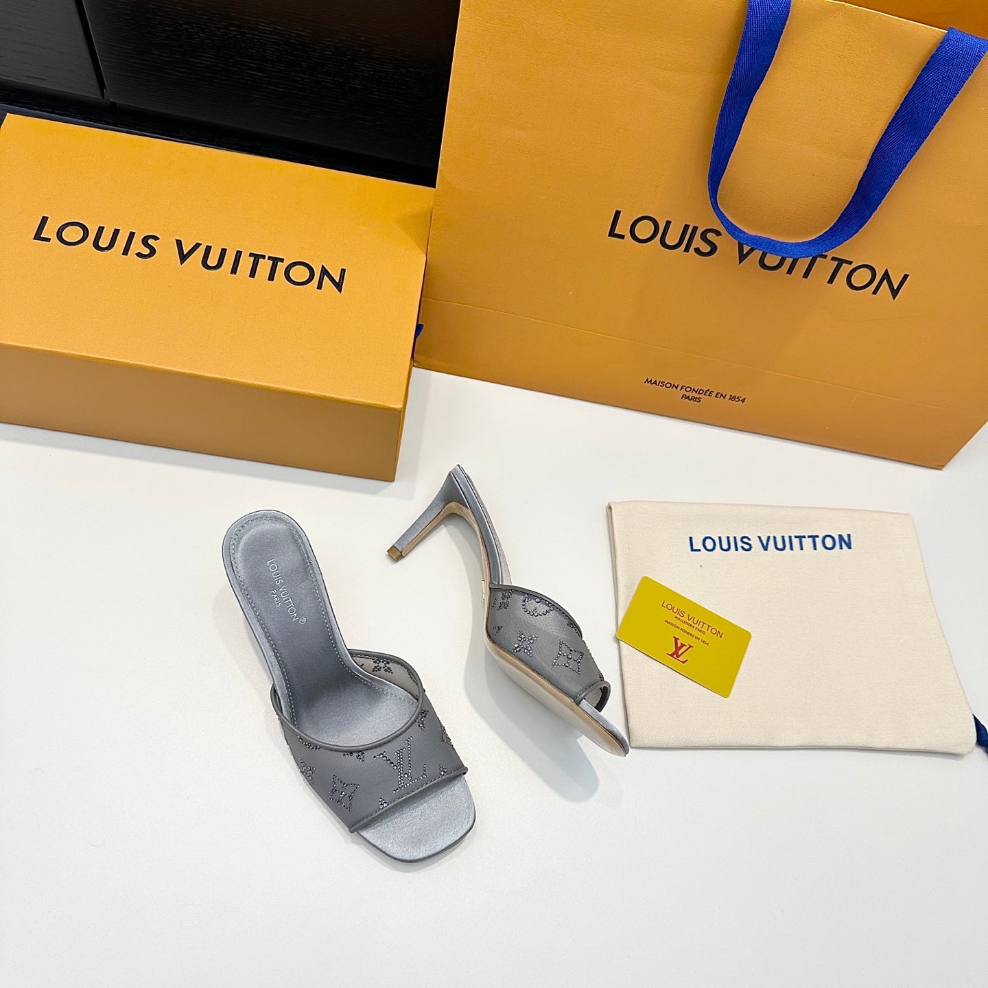 LV 2026 Rhinestone Stiletto Sandal Mesh Leather 918022