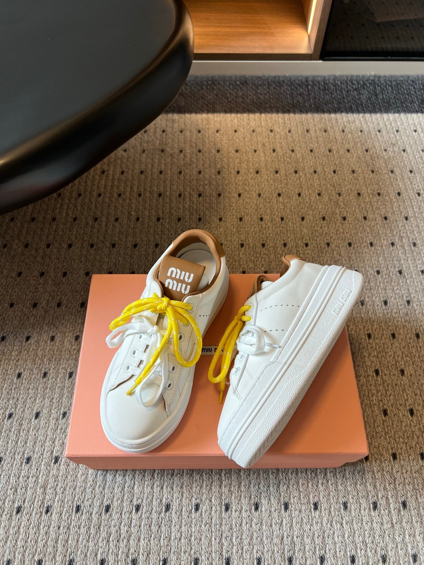 Miu Miu 2026 Low Top Sneakers Cowhide 956016