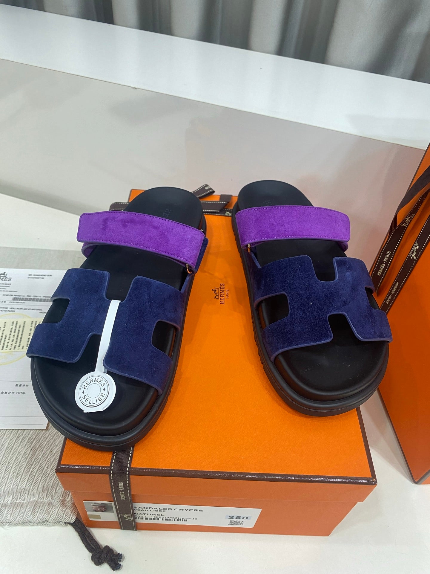 Hermes 2026 Chypre Sandal Two-tone Suede 957567