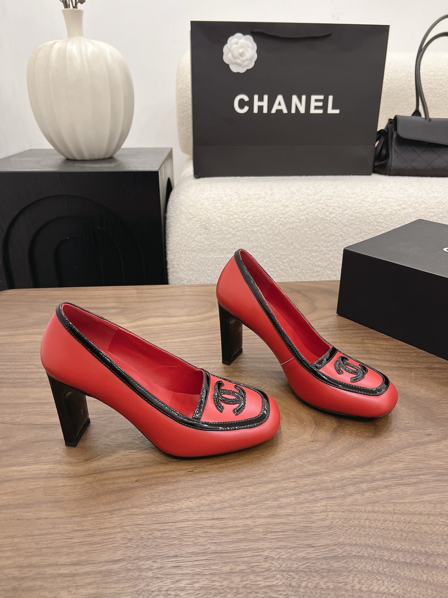 Chanel 2026 Square Toe Pump Lambskin 191779