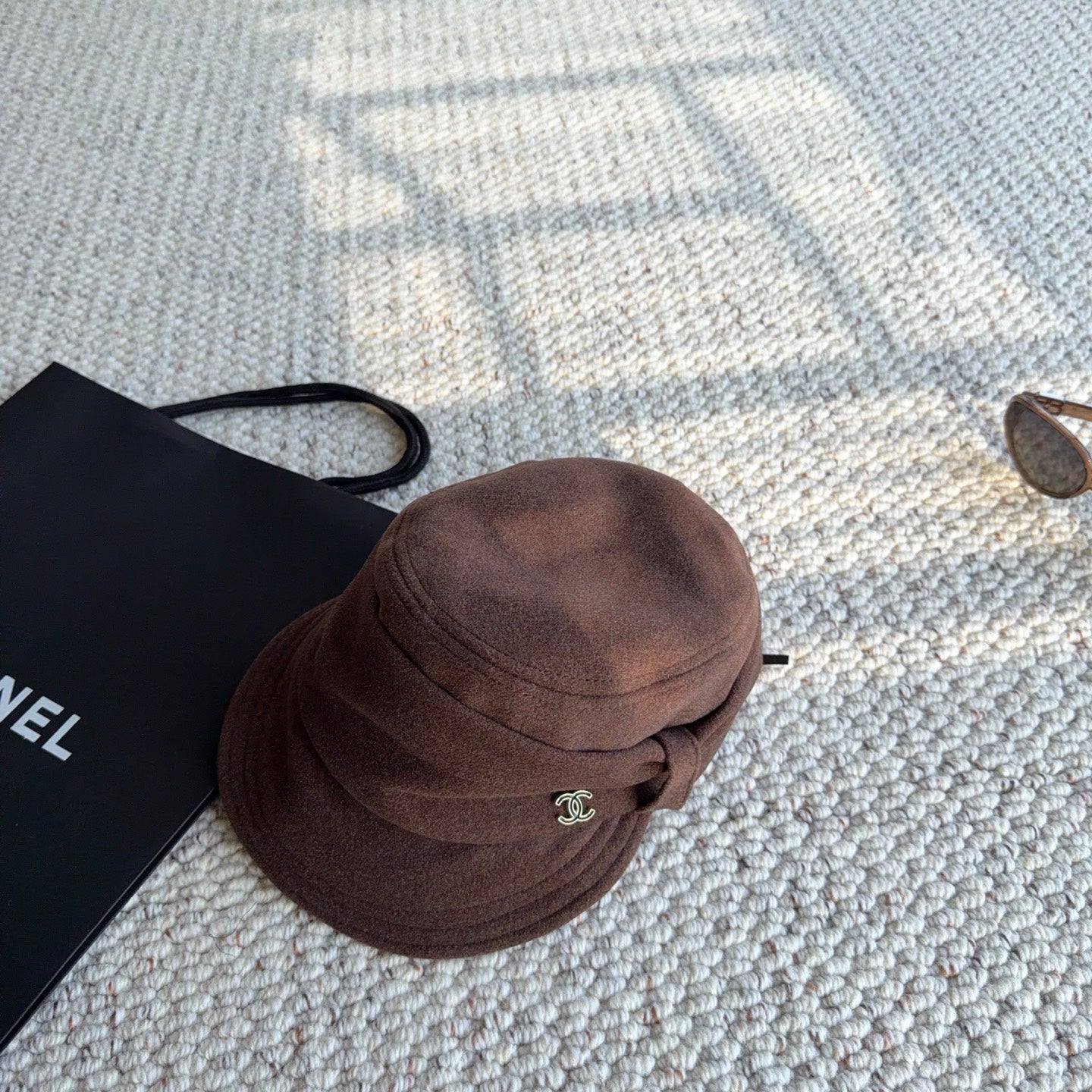 Chanel Newsboy 448210