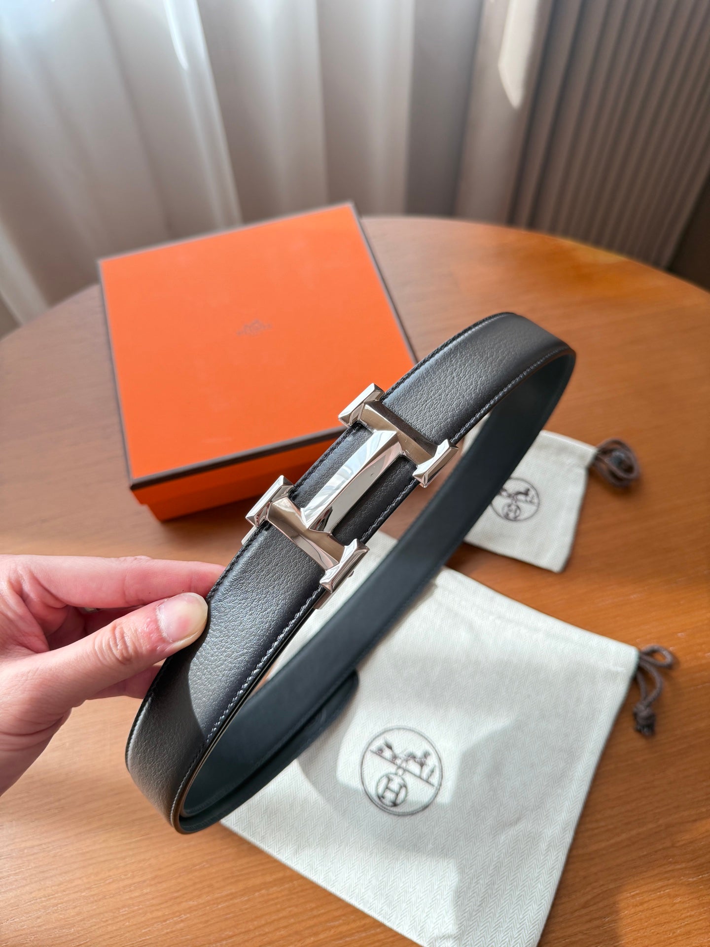 Hermes 2026 Reversible Strap Buckle Belt Cowhide 215629