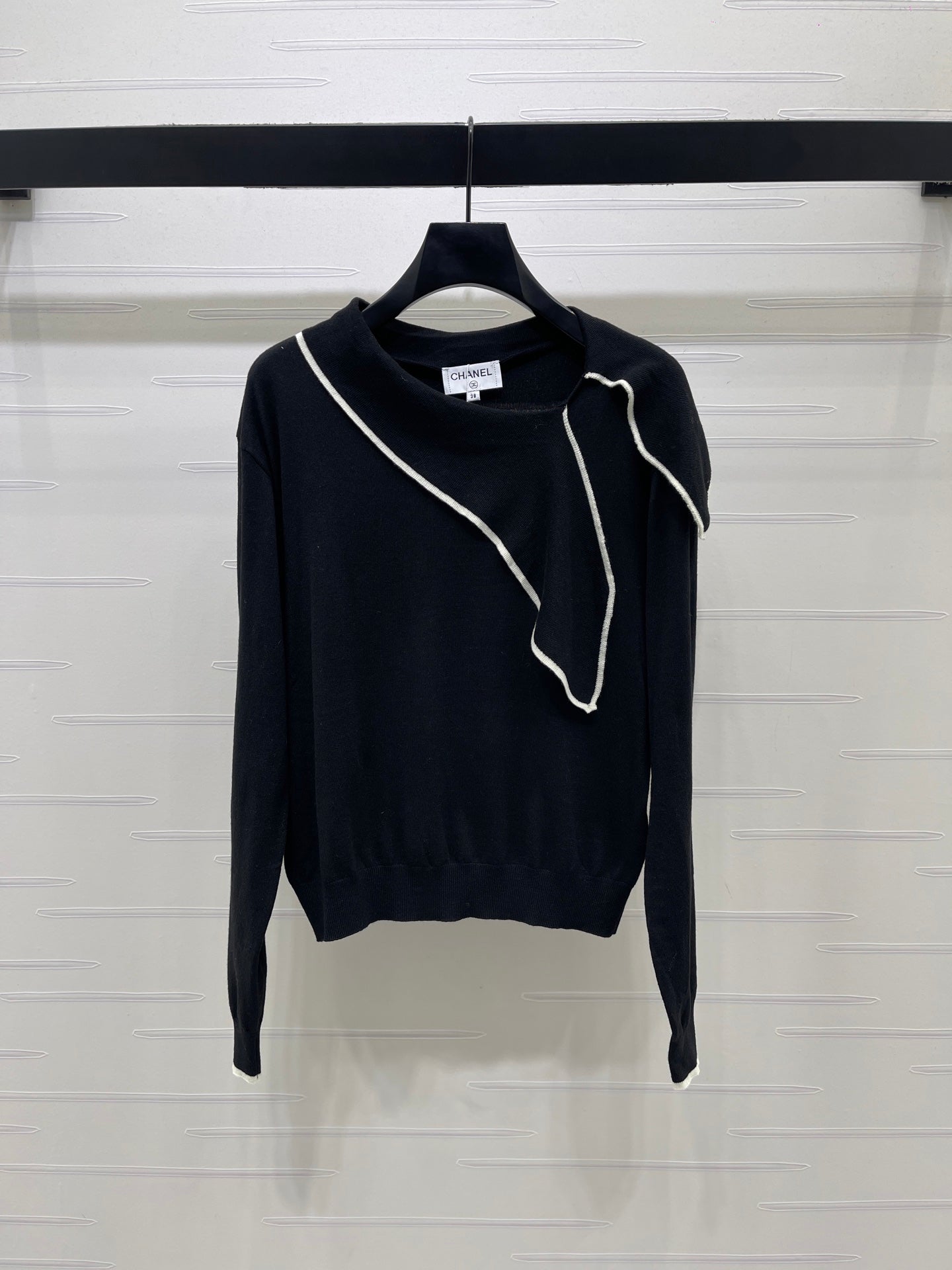 Chanel 2026 Knit Long-sleeved Top Wool 299599