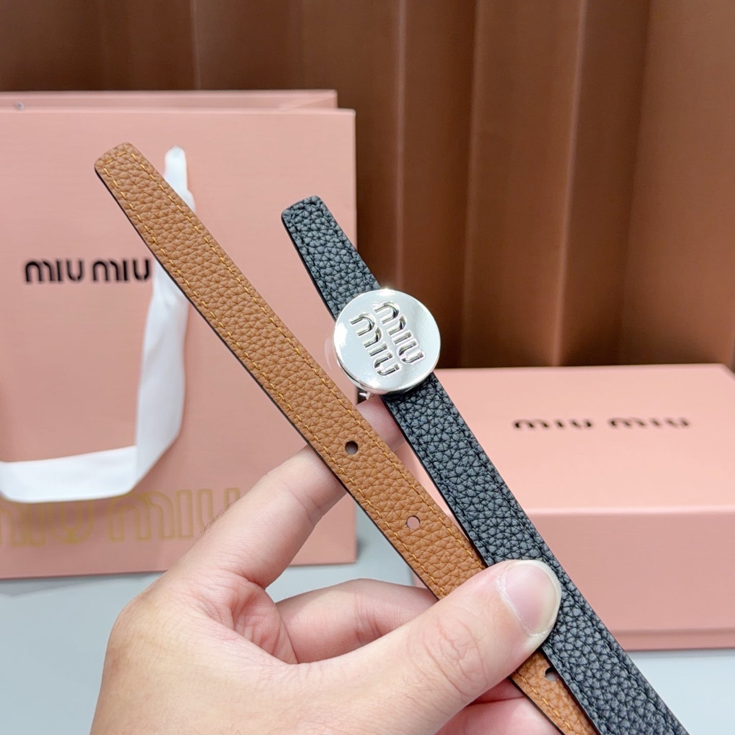 Miumiu 2026 Round Logo Buckle Belt 15mm Cowhide 215692