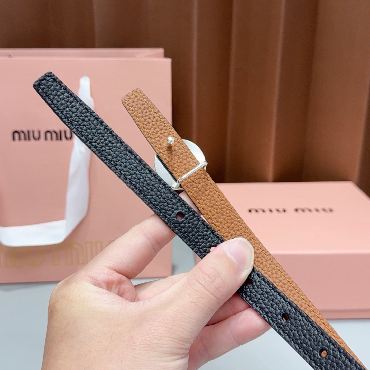 Miumiu 2026 Round Logo Buckle Belt 15mm Cowhide 215692