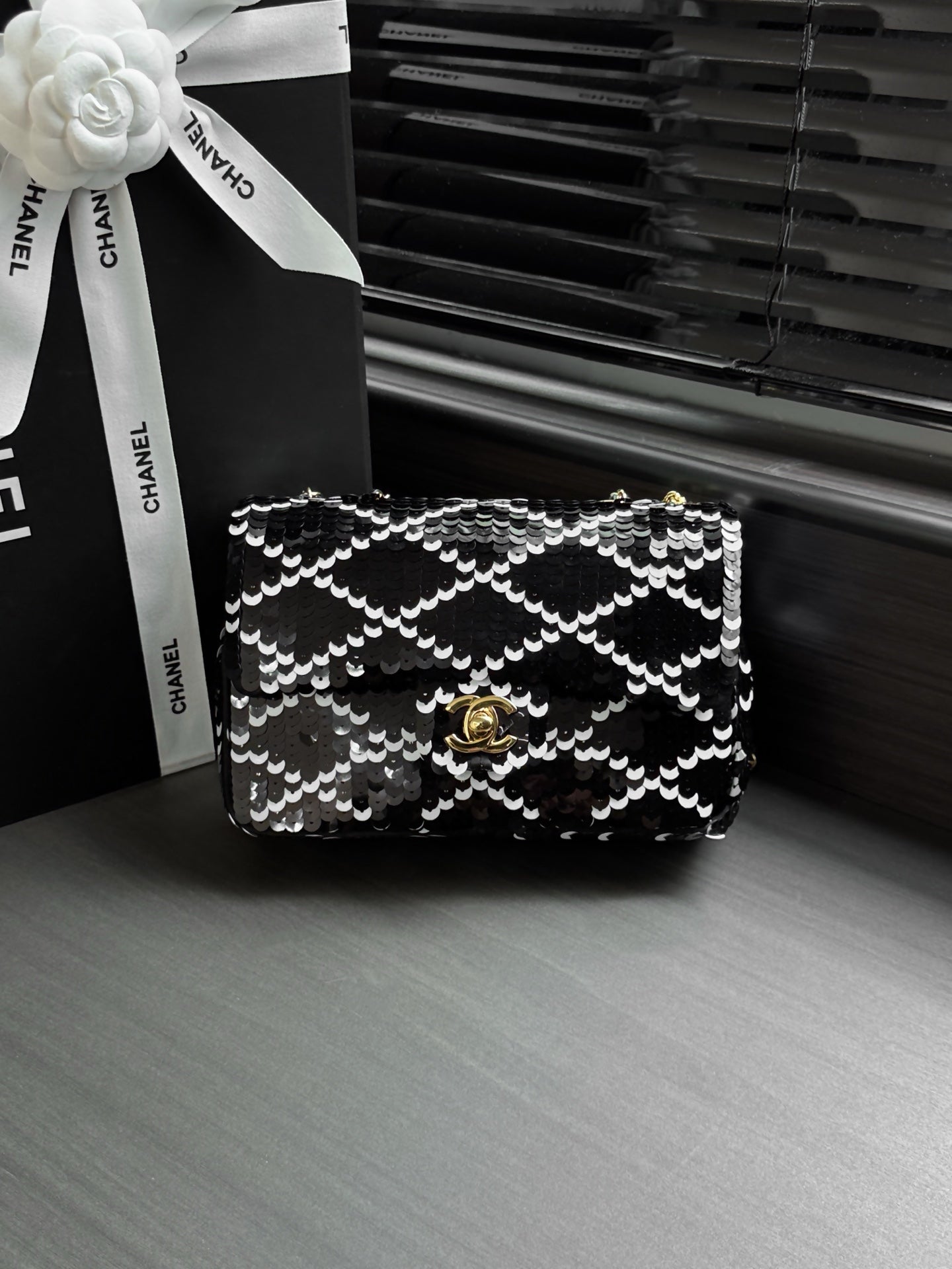 Chanel 2026 Sparkling Sequined Bag 21cm Leather