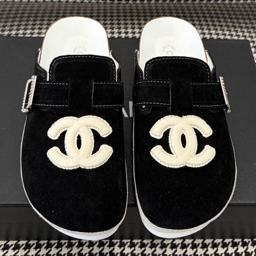 Chanel 2026 Double C Mules Suede 124551