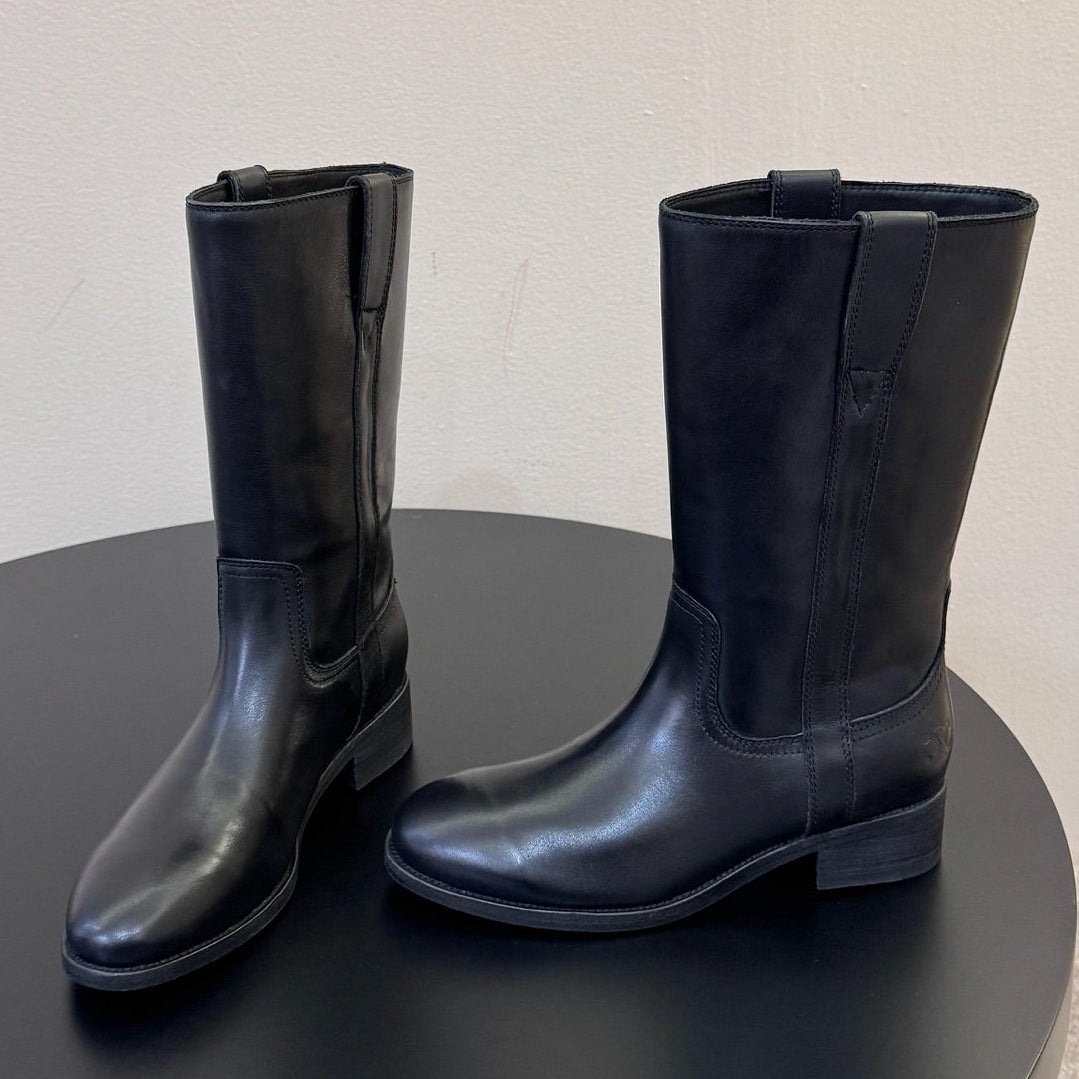 Celine 2026 Knee-High Pull-On Boots Calfskin Suede 104481
