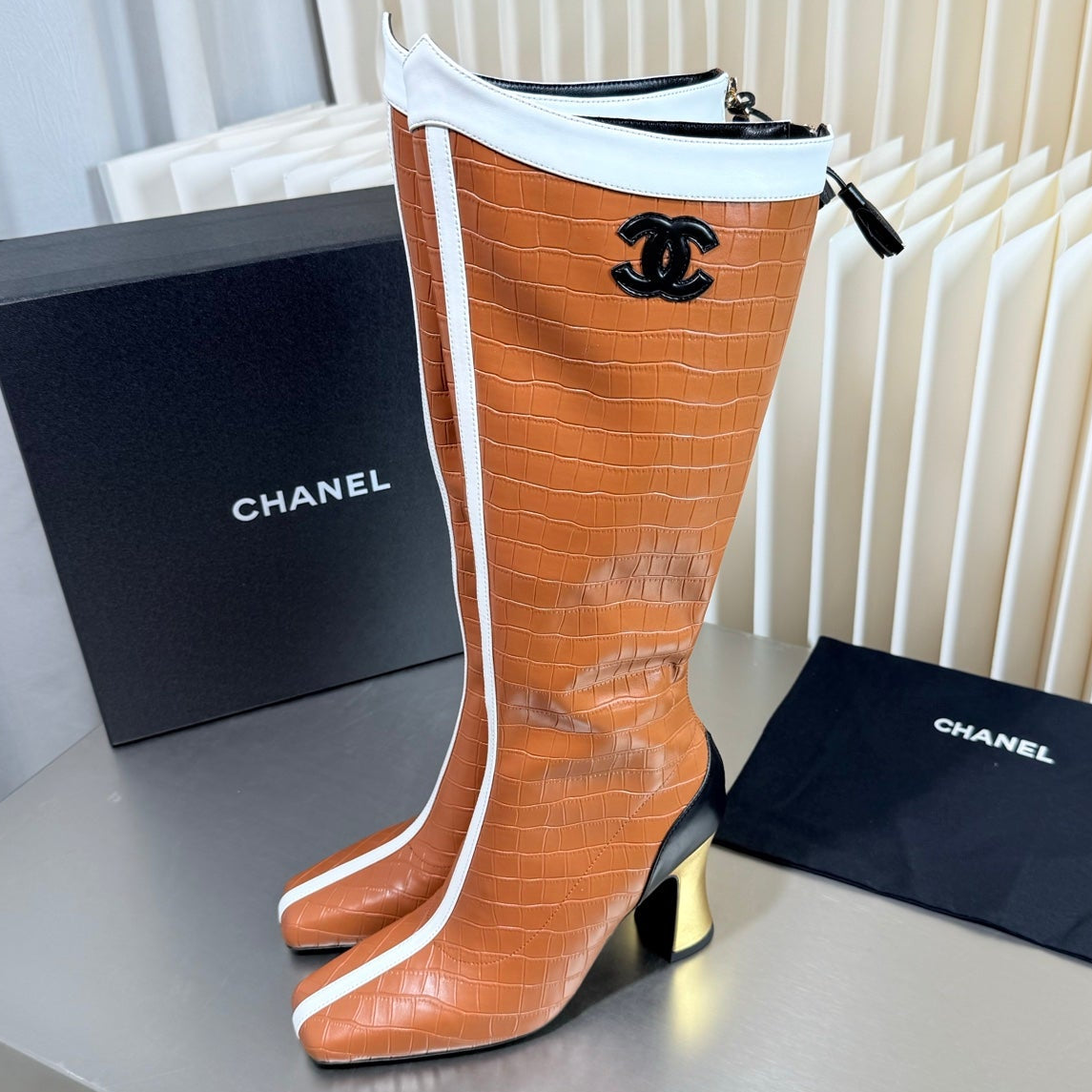 Chanel 2026 Crocodile-Embossed Knee-High Boots 85mm Leather 123408