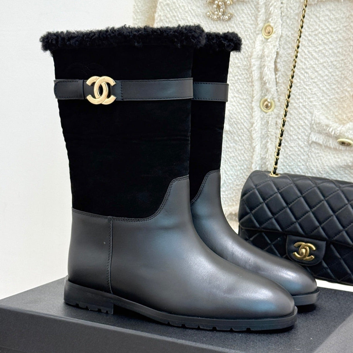 Chanel 2026 Snow Boots Suede Leather Wool 188565