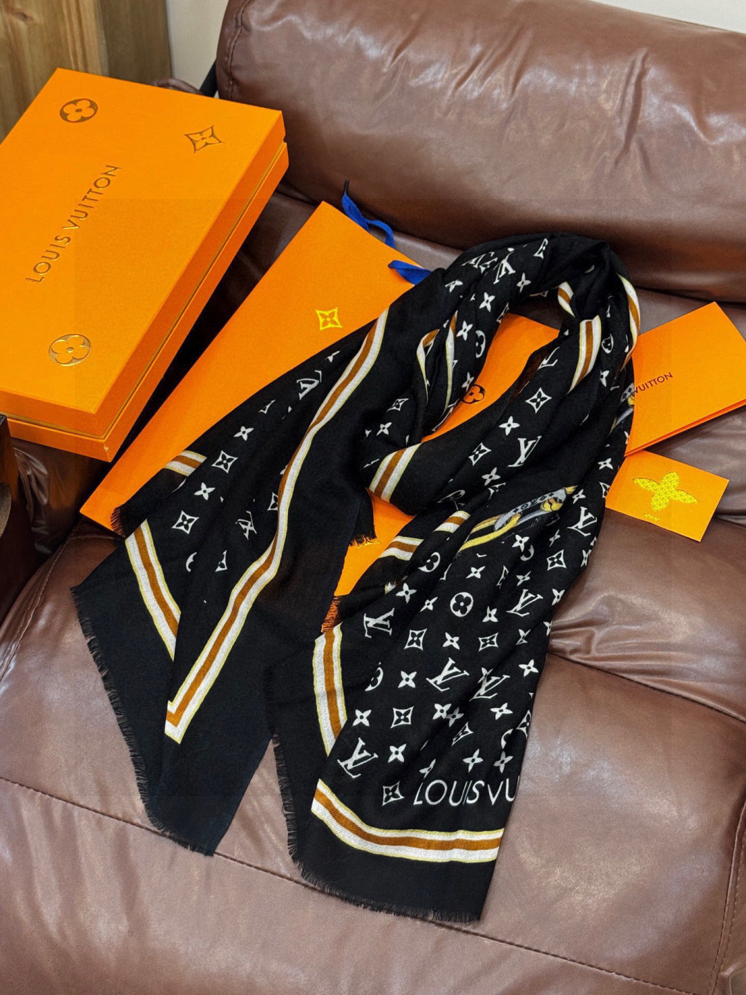 LV Monogram Long Scarf 200cm Black Beige Cashmere 969170