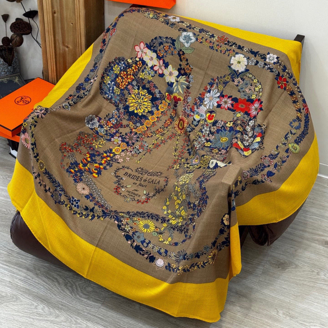 HM 25s Velvet Square Scarf 140cm Yellow Brown Cashmere 976217