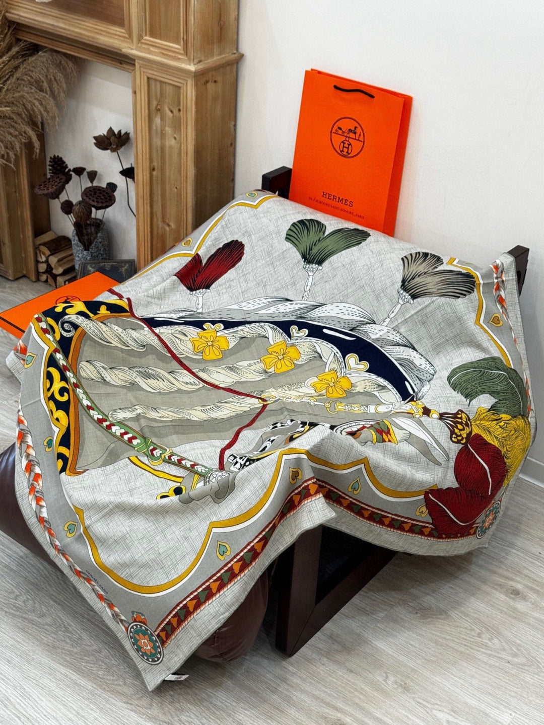 HM 25s Velvet Square Scarf 140cm Gray Yellow Cashmere 976220