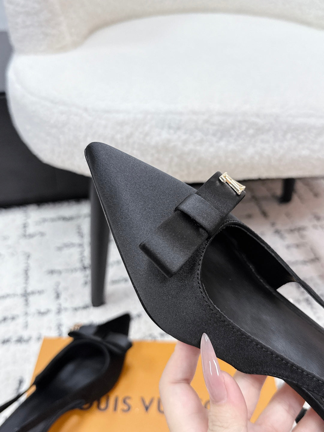 LV 2026 6AM Pump 50mm Silk Leather 797284