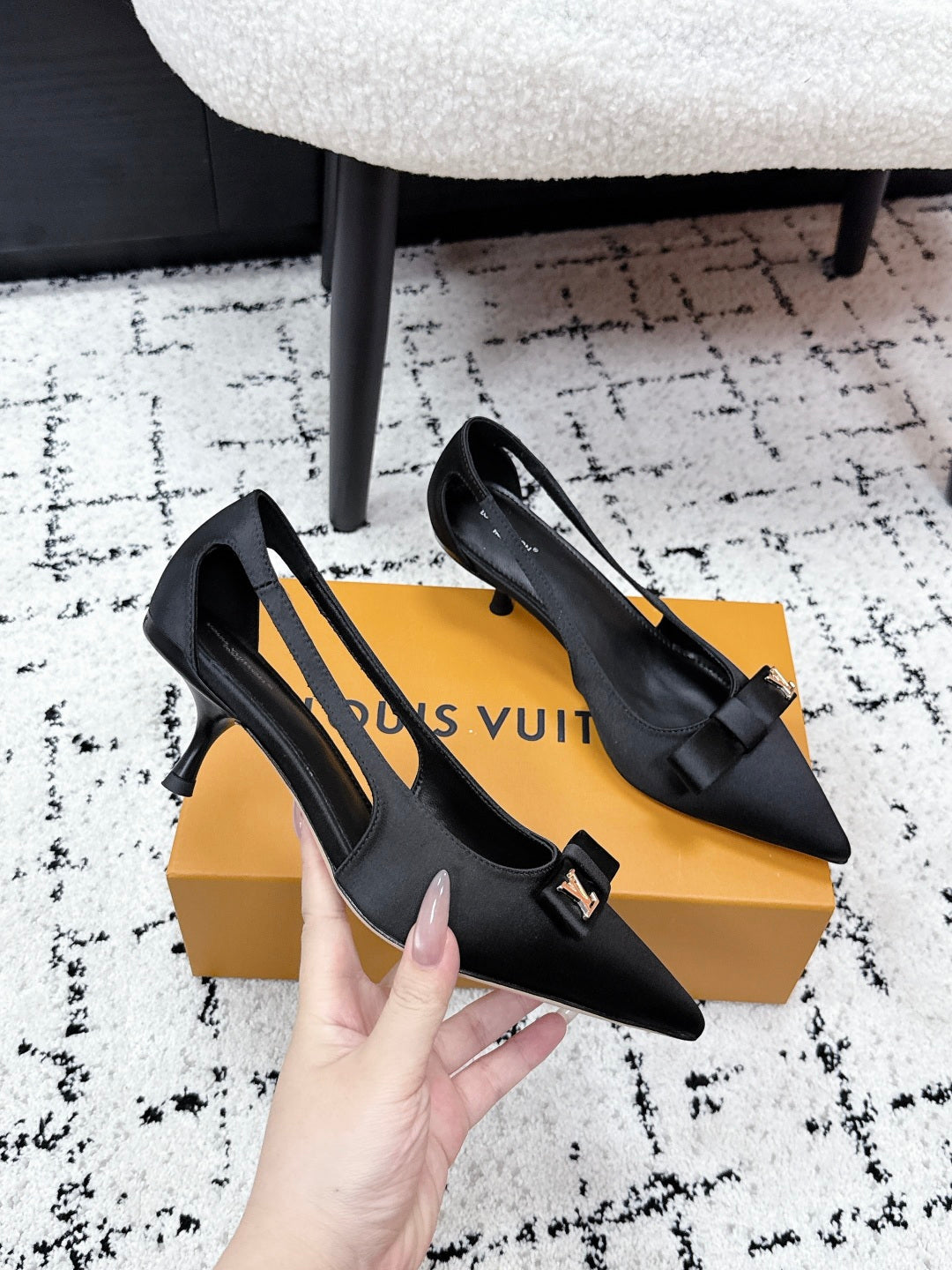 LV 2026 6AM Pump 50mm Silk Leather 797284