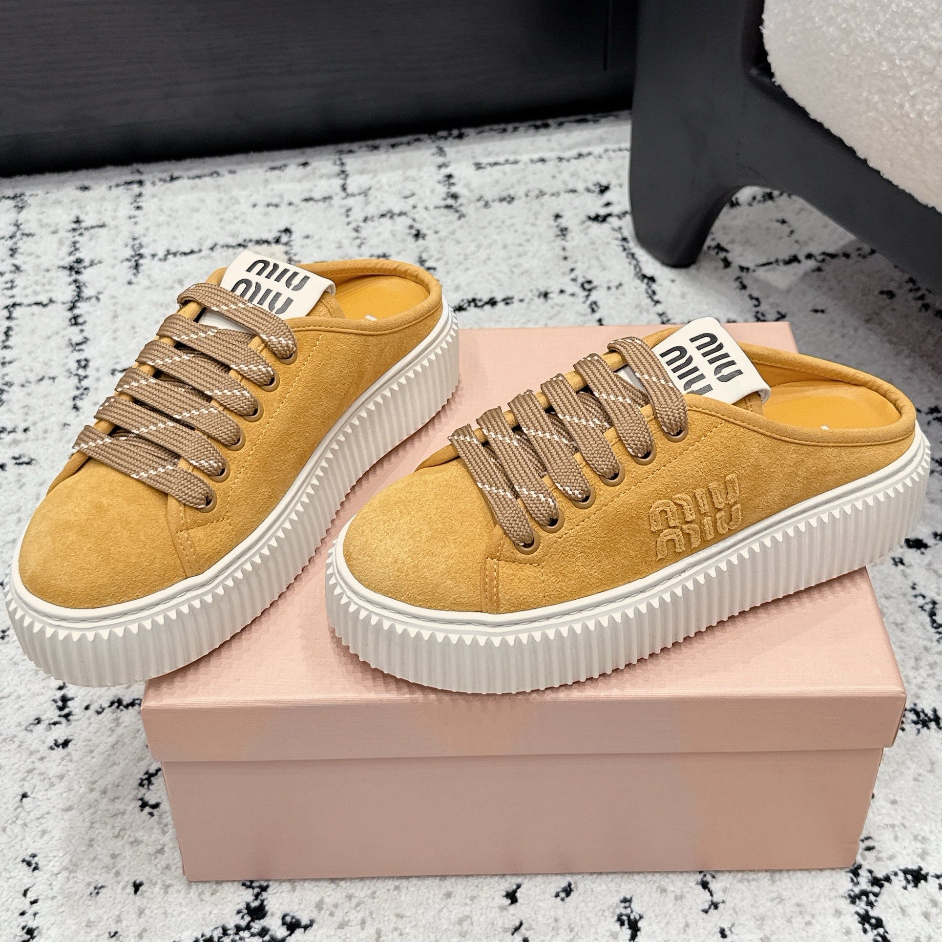 Miumiu 2026 Platform Mule Yellow Suede 955044