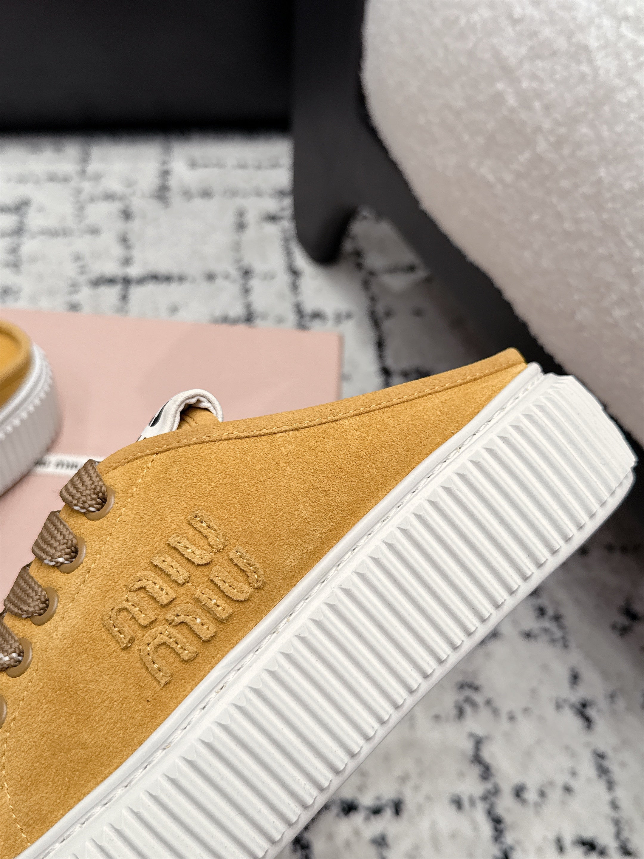 Miumiu 2026 Platform Mule Yellow Suede 955044