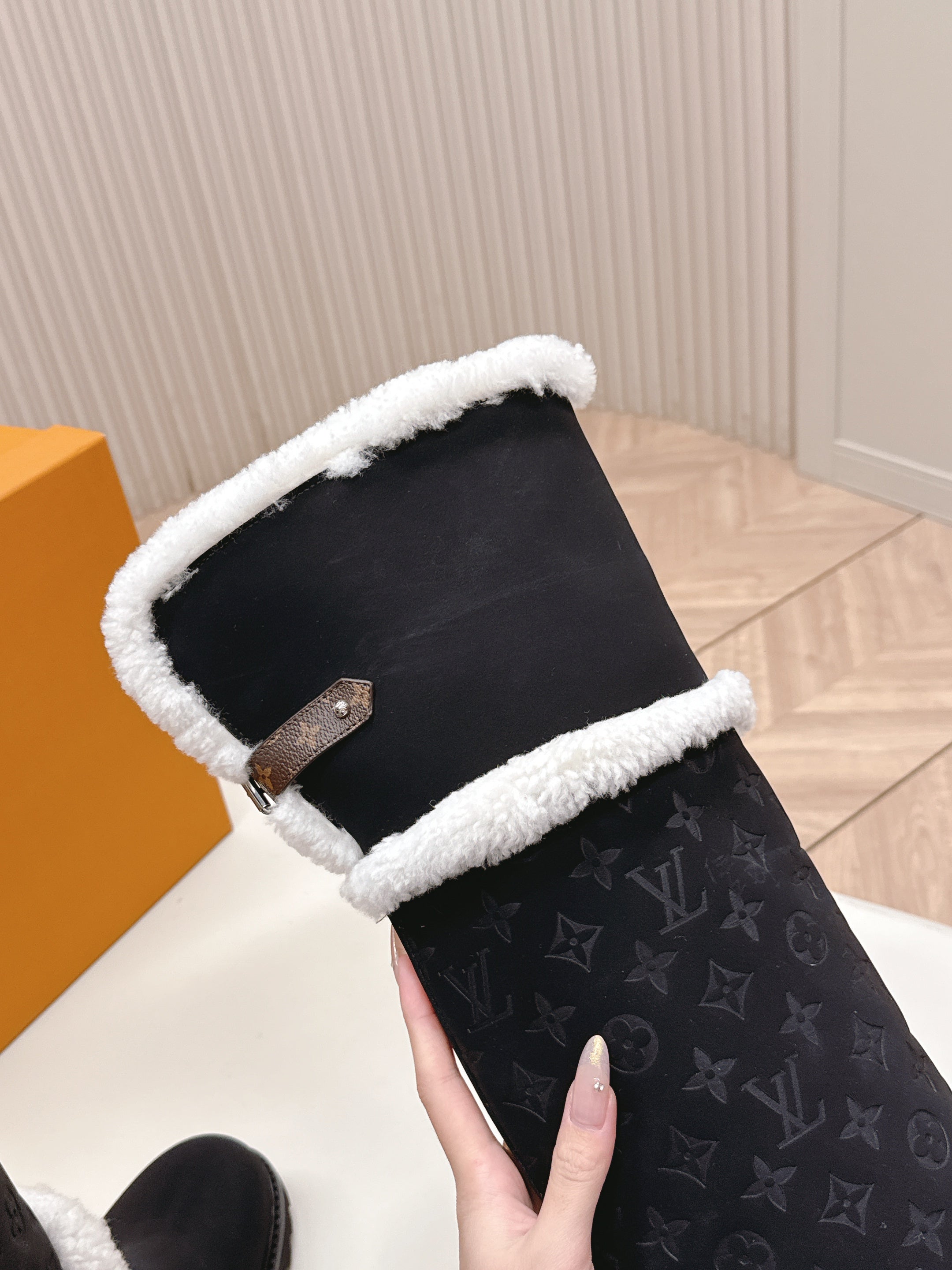 LV 2026 Territory Flat Thigh Boot Black White Nubuck Calf Leather 595433