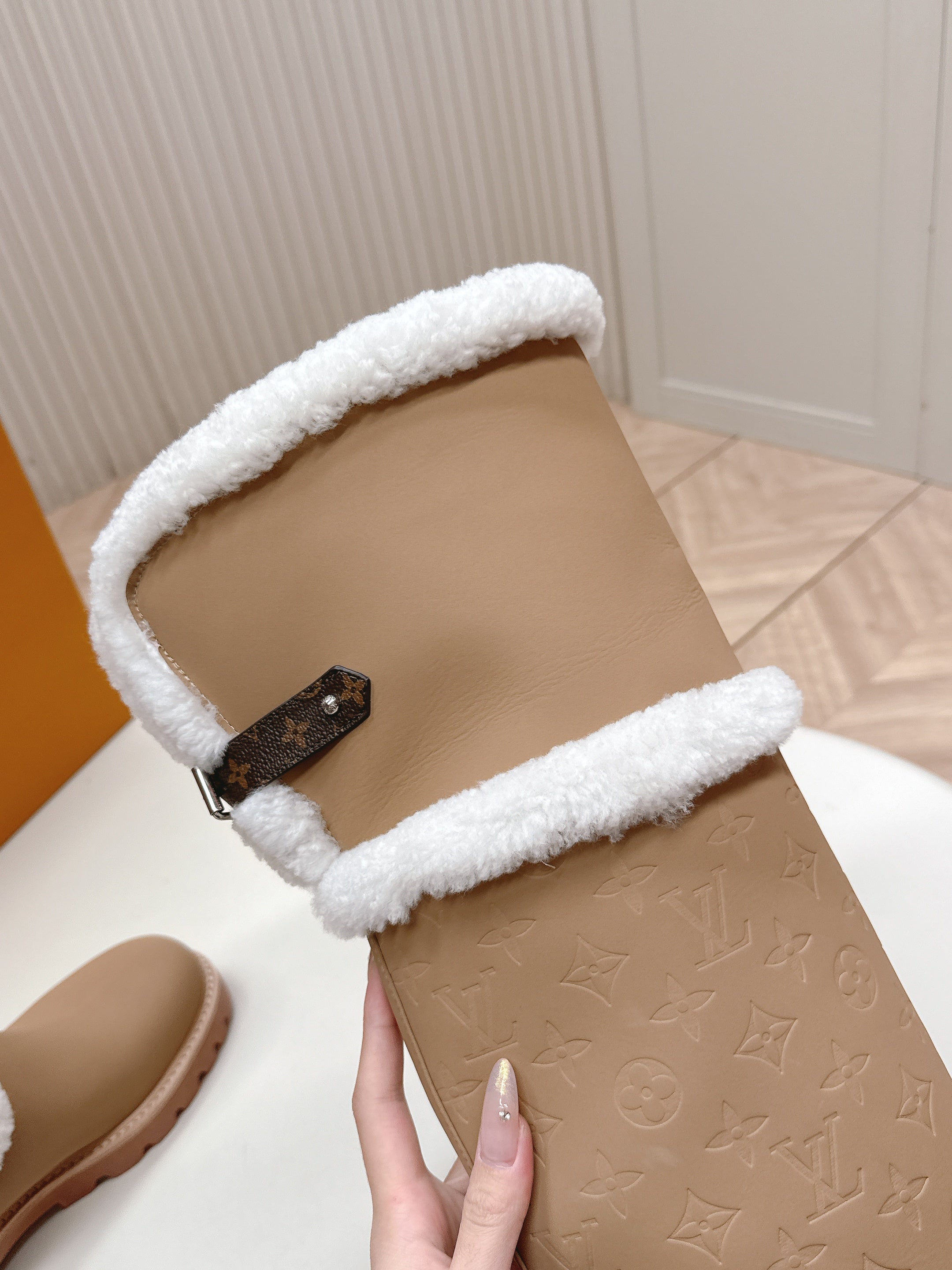 LV 2026 Territory Flat Thigh Boot Beige White Nubuck Calf Leather 595434