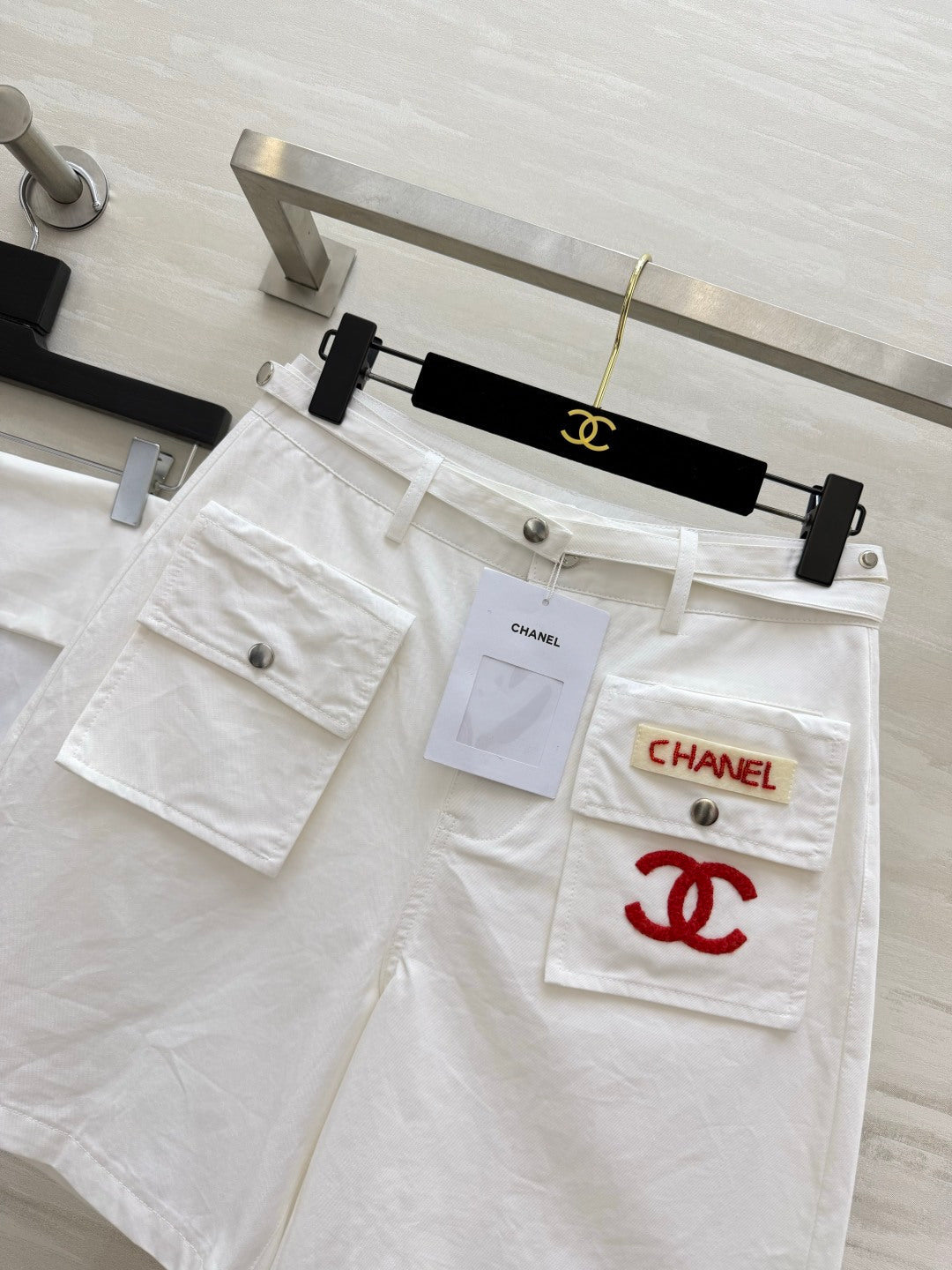 Chanel 2026 Cargo Shorts White Red Cotton 414225