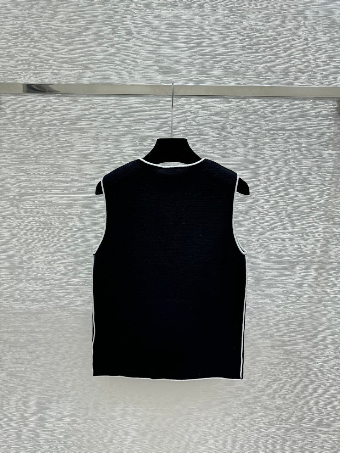 Chanel 2026 V-neck Knit Vest Black White Cotton Polyamide