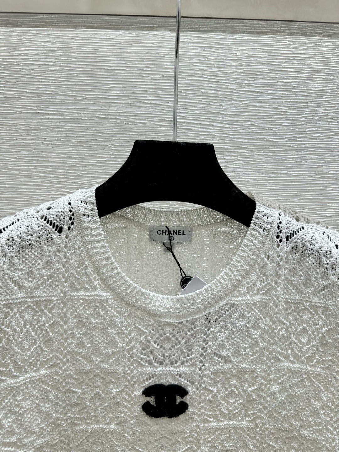 Chanel 2026 Hollow-Out Round Neck Knitted Vest Wool Polyester 170692