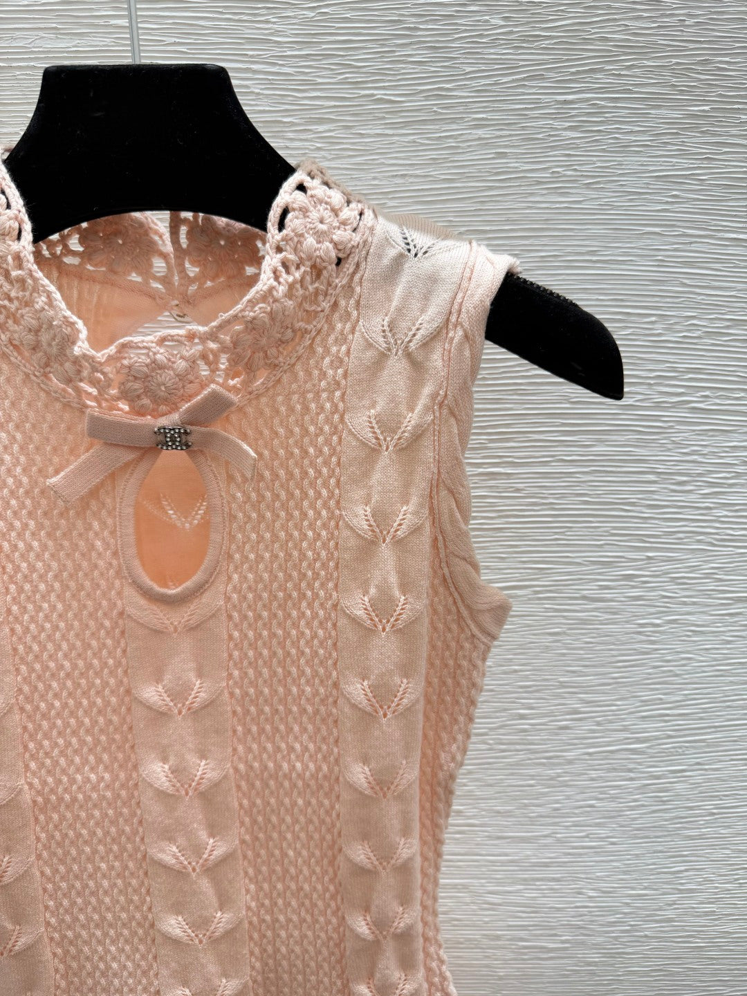 Chanel 2026 Floral Hollow-Out Knitted Vest Pink Cotton 731449