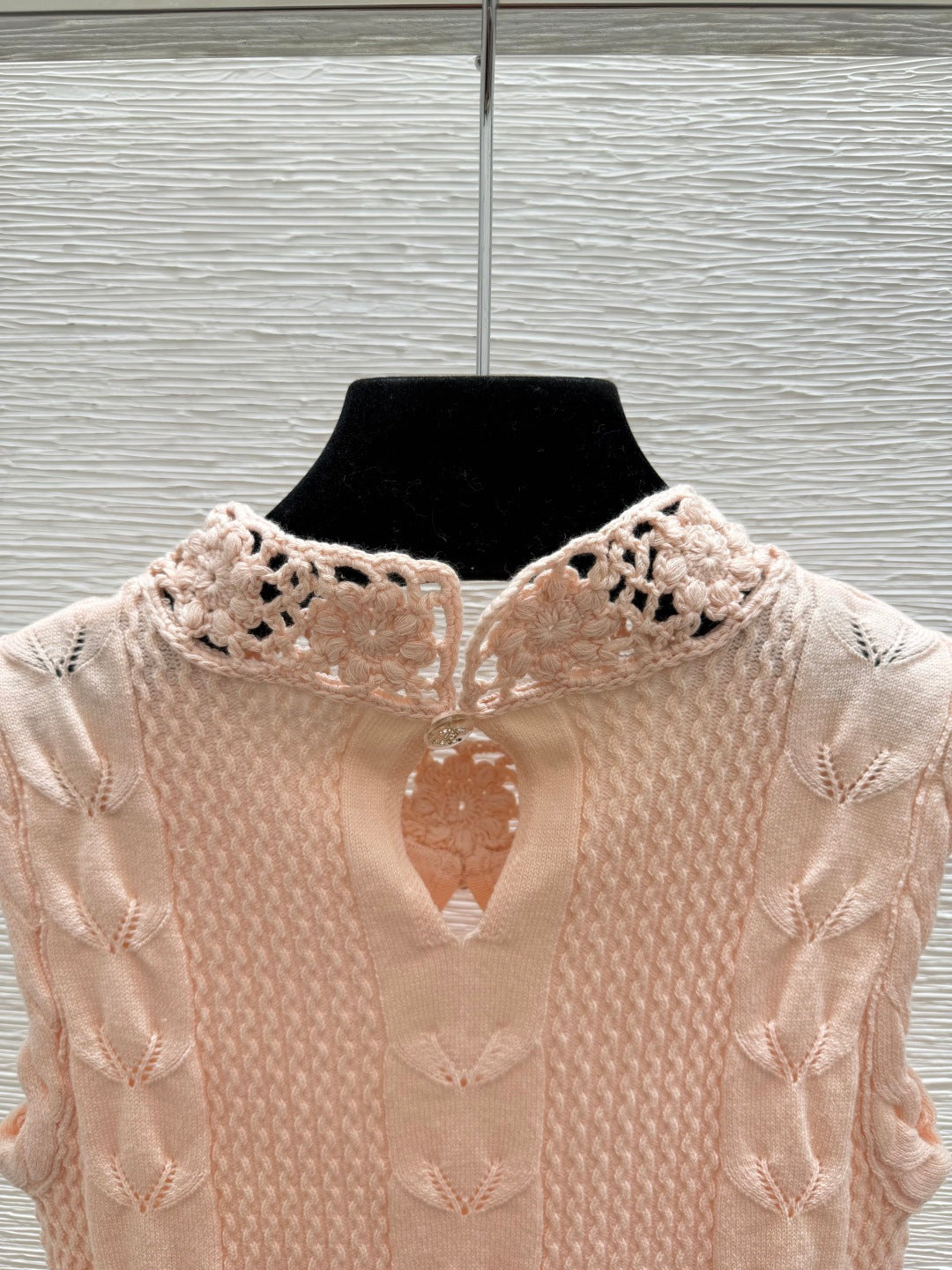 Chanel 2026 Floral Hollow-Out Knitted Vest Pink Cotton 731449