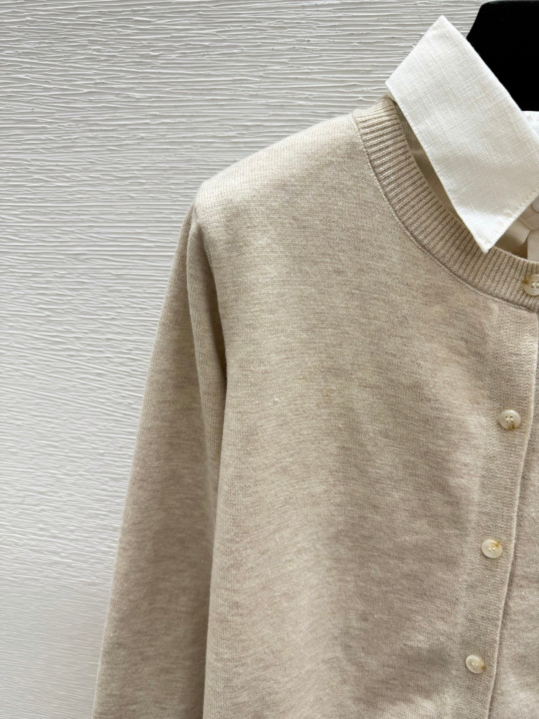 Miumiu 2026 Collar Knit Long-Sleeve Cardigan Wool 244676