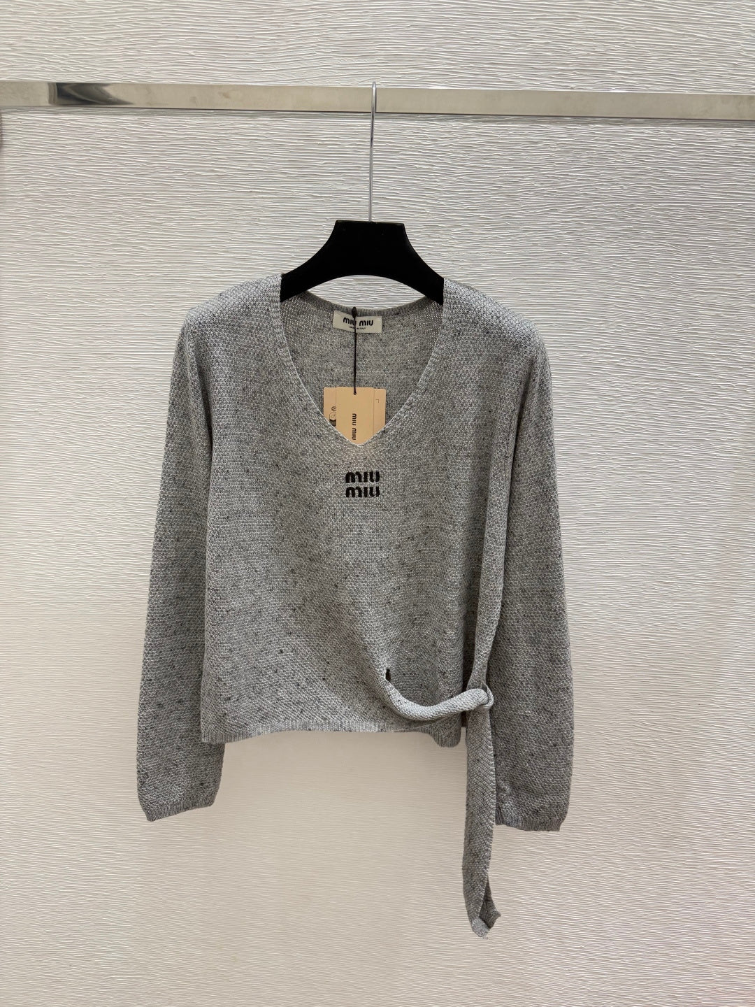 Miumiu 2026 V-Neck Knitted Long Sleeve Wool 913487