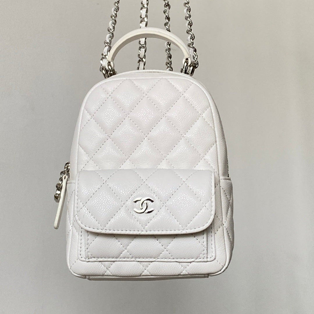 Chanel 25 Backpack 18cm White Caviar Leather
