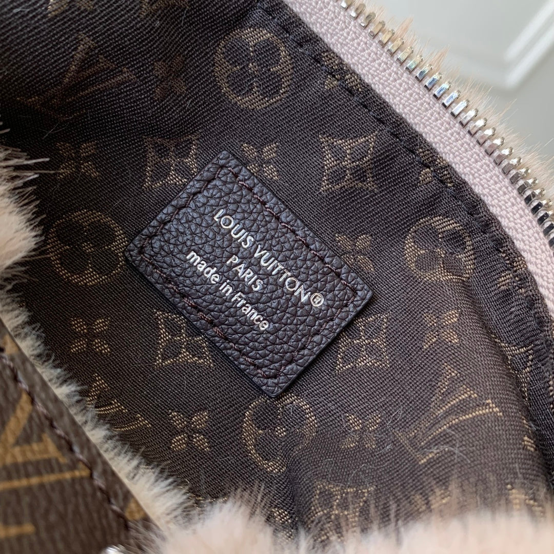 LV 2025 Pochette Hills Bag Beige Brown Fur Lambskin 346600