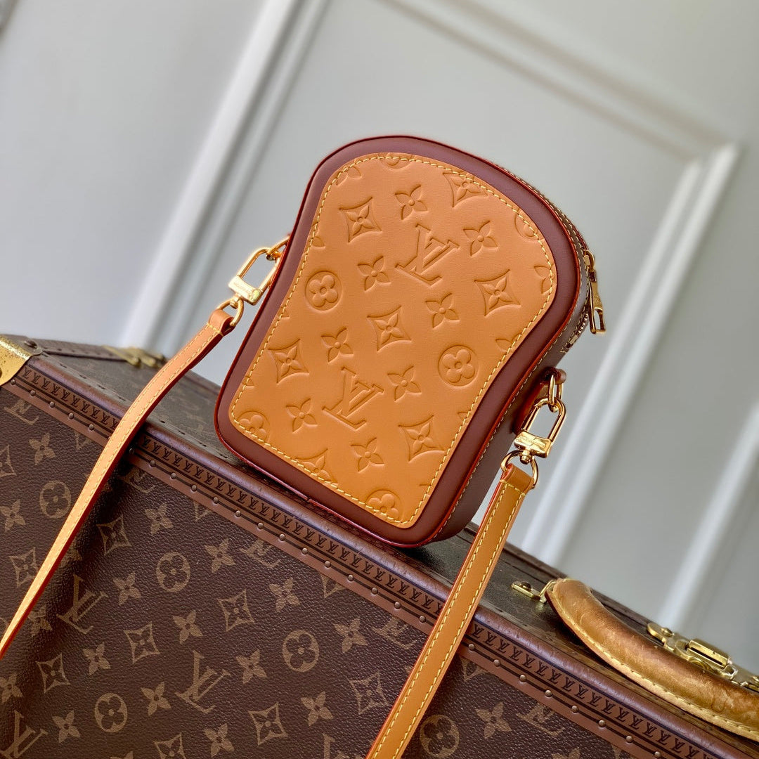 LV 2025 Toast Wearable Wallet 20cm Camel Brown Leather 347100