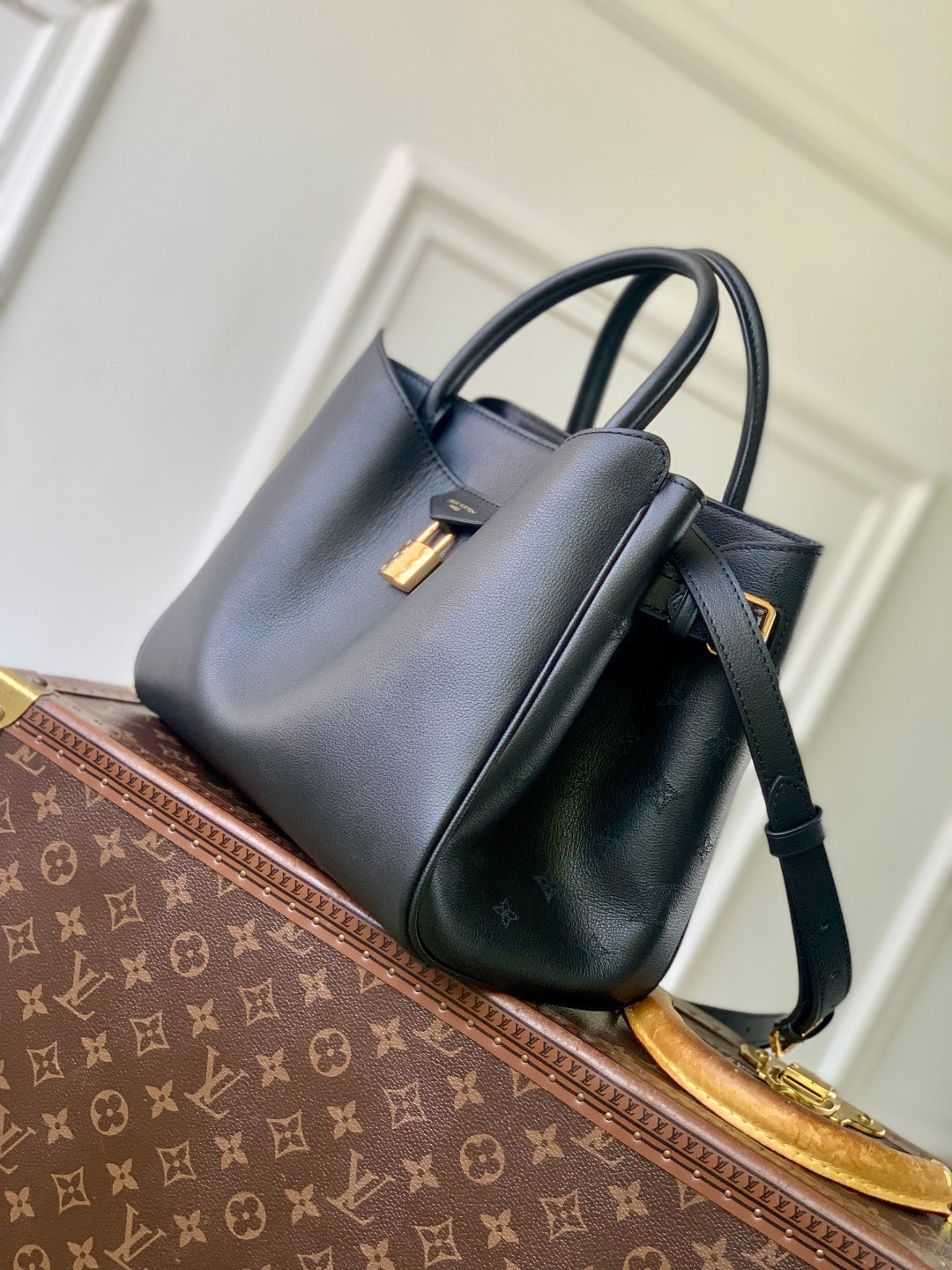 LV 2025 Vendome PM Bag Black Calfskin 347426